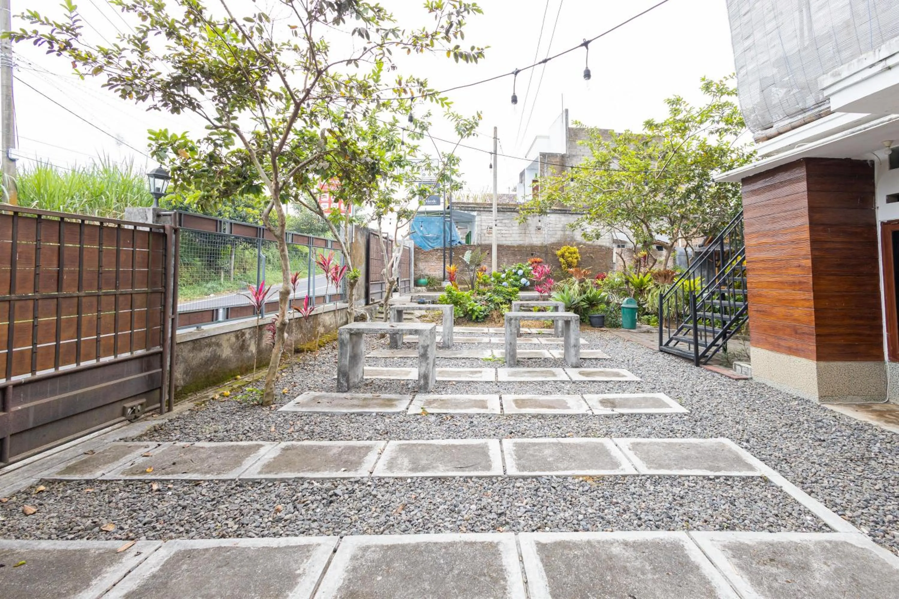 Property building in RedDoorz Syariah At Wisma Djokorio Poncokusumo