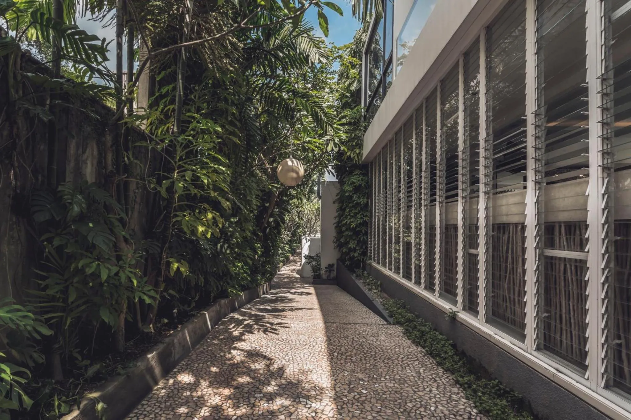 Garden in Monolocale Resort & Spa Seminyak by Ini Vie Hospitality