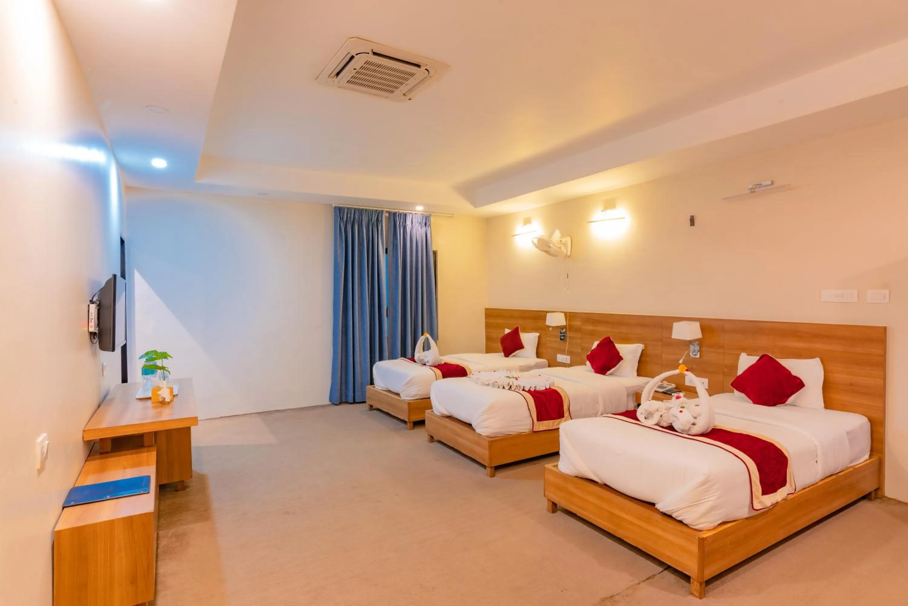 Bed in Siddhartha Resort, Chisapani