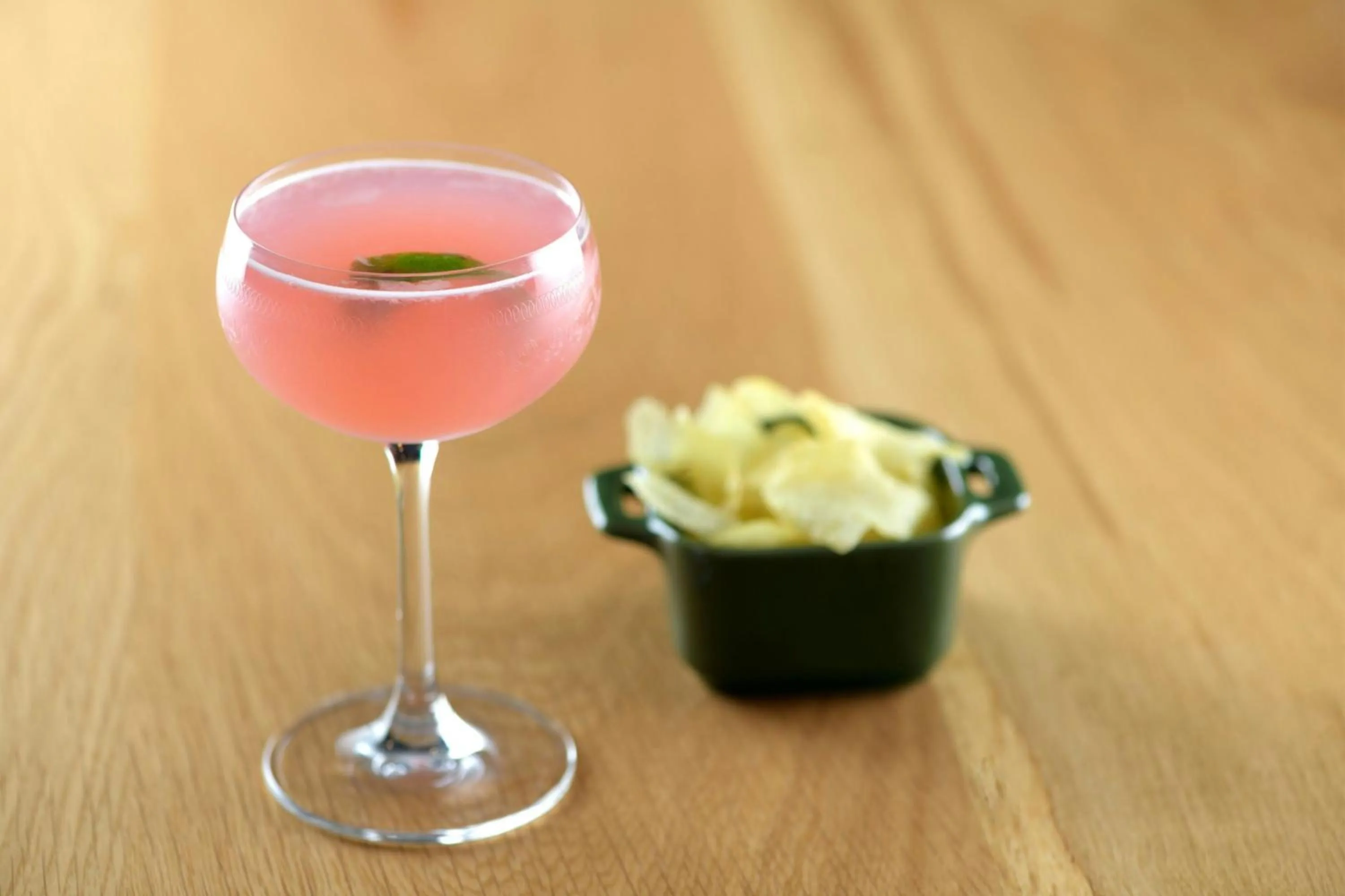 Lounge or bar in AC Hotel by Marriott Saint-Julien-en-Genevois