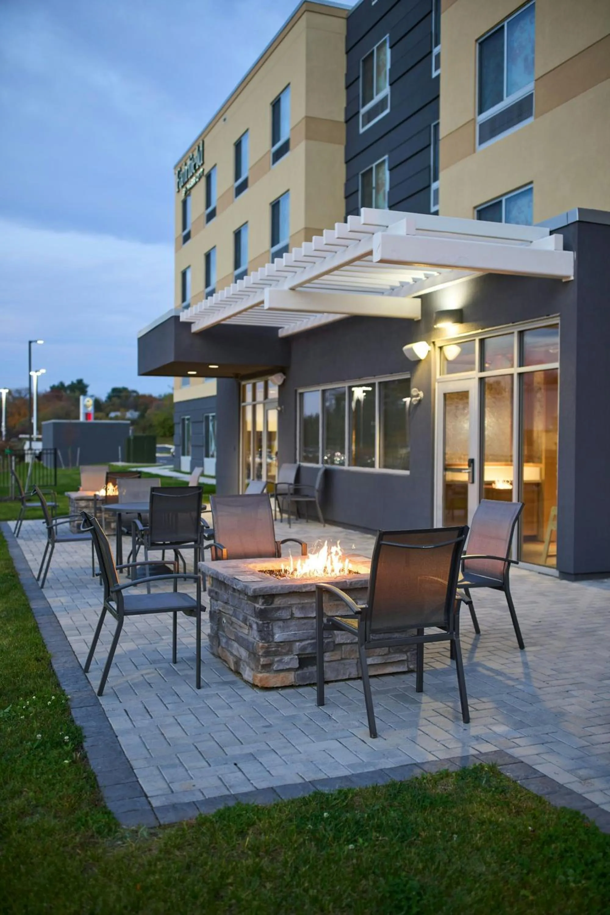 Lounge or bar in Fairfield by Marriott Inn & Suites Hagerstown