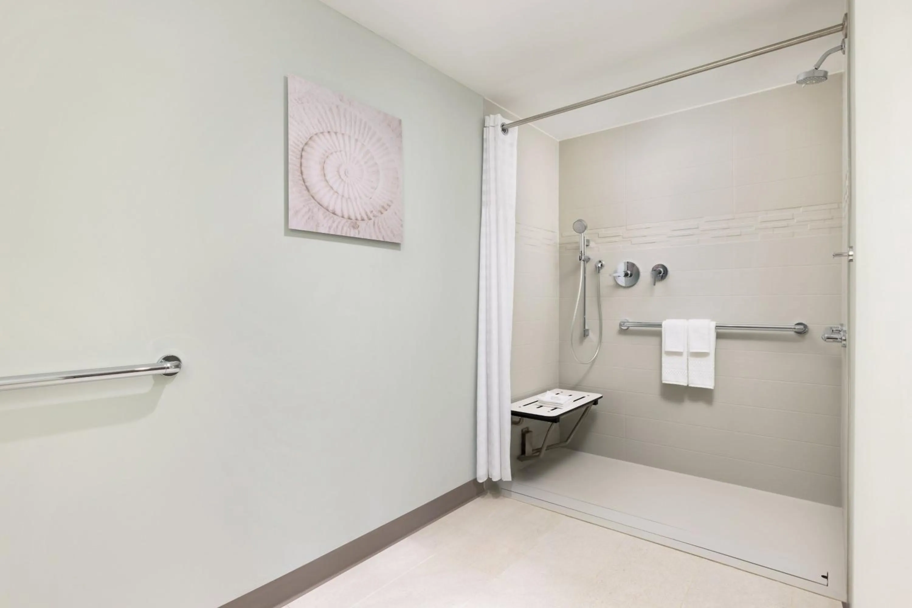 Bathroom in Residence Inn by Marriott San Juan Isla Verde