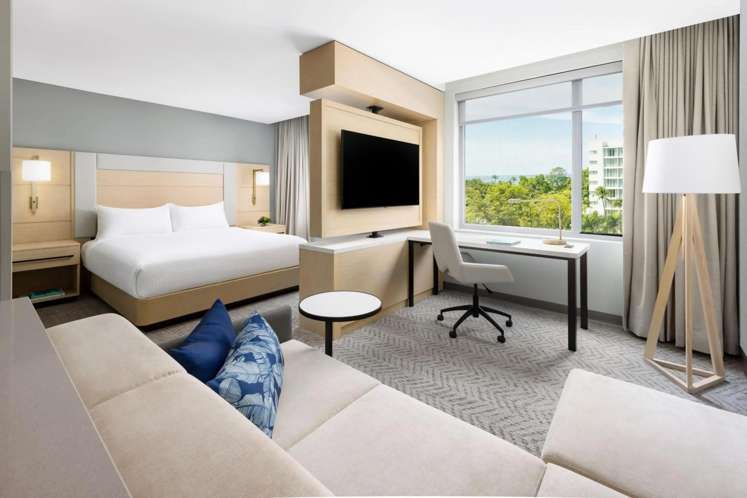 Bedroom, Bed in Residence Inn by Marriott San Juan Isla Verde