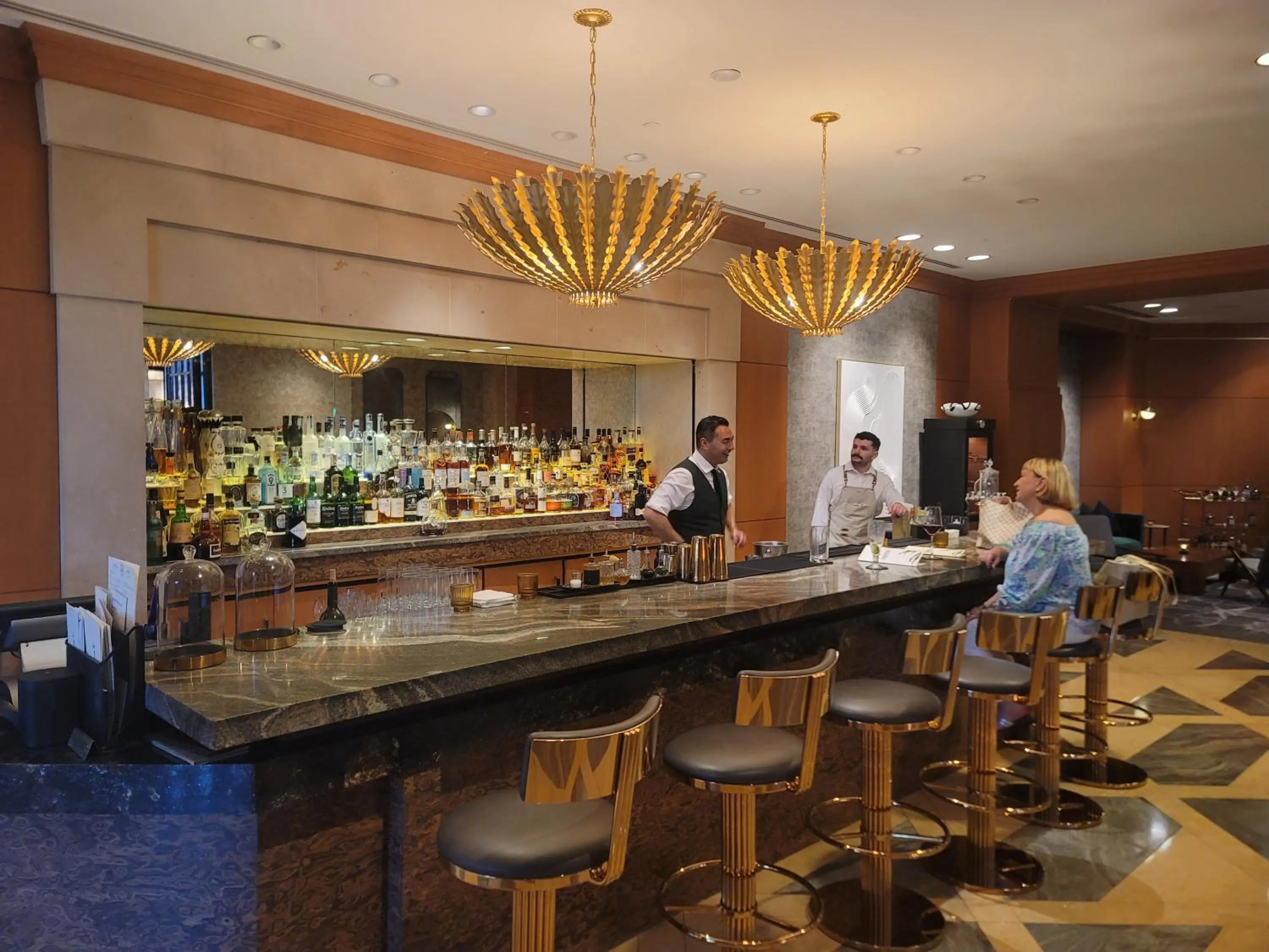 Lounge or bar in 2 Bedroom OR King Studio Suites Four Seasons Hotel Miami Free Wi-Fi & Free Parking