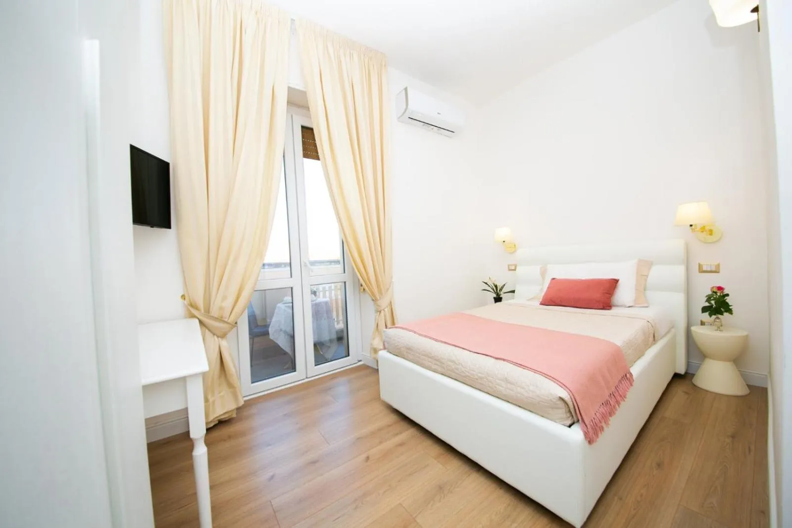 Bed in Viale Italia Boutique Rooms