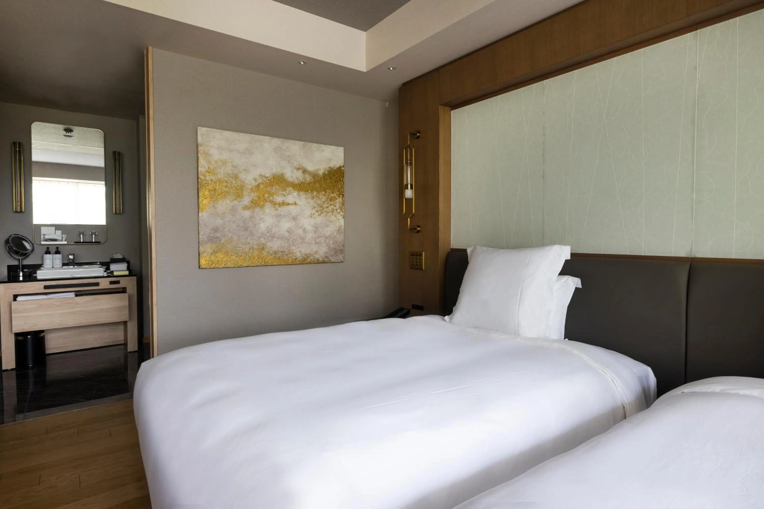 Photo of the whole room, Bed in ANA InterContinental Appi Kogen Resort by IHG