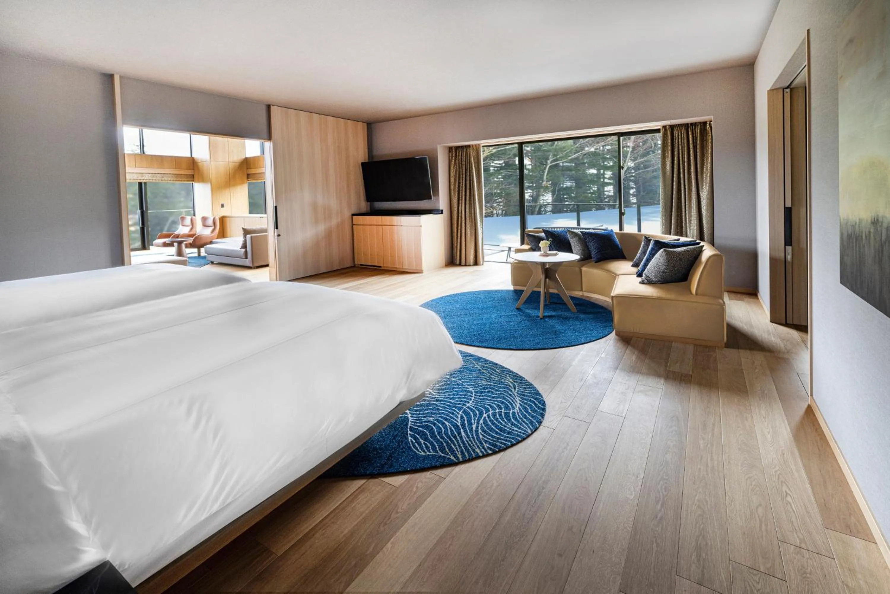 Photo of the whole room, Bed in ANA InterContinental Appi Kogen Resort by IHG