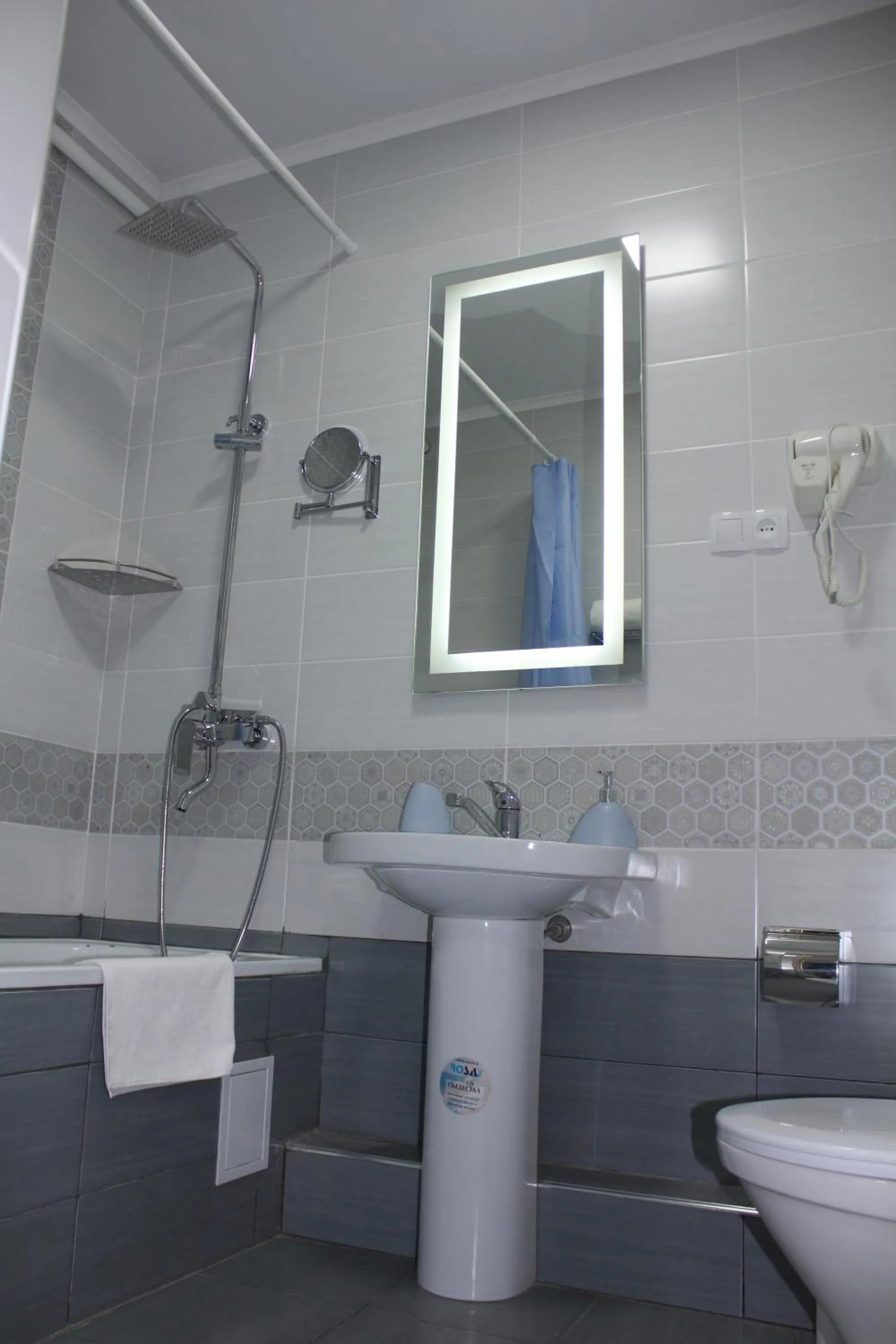 Toilet in Viva Hotel