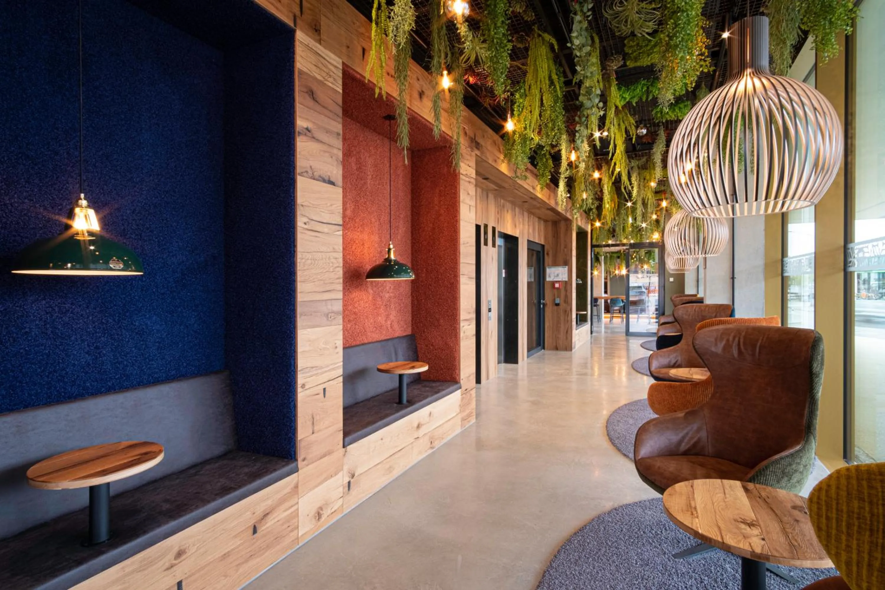 Lounge or bar in RiKu HOTEL Reutlingen