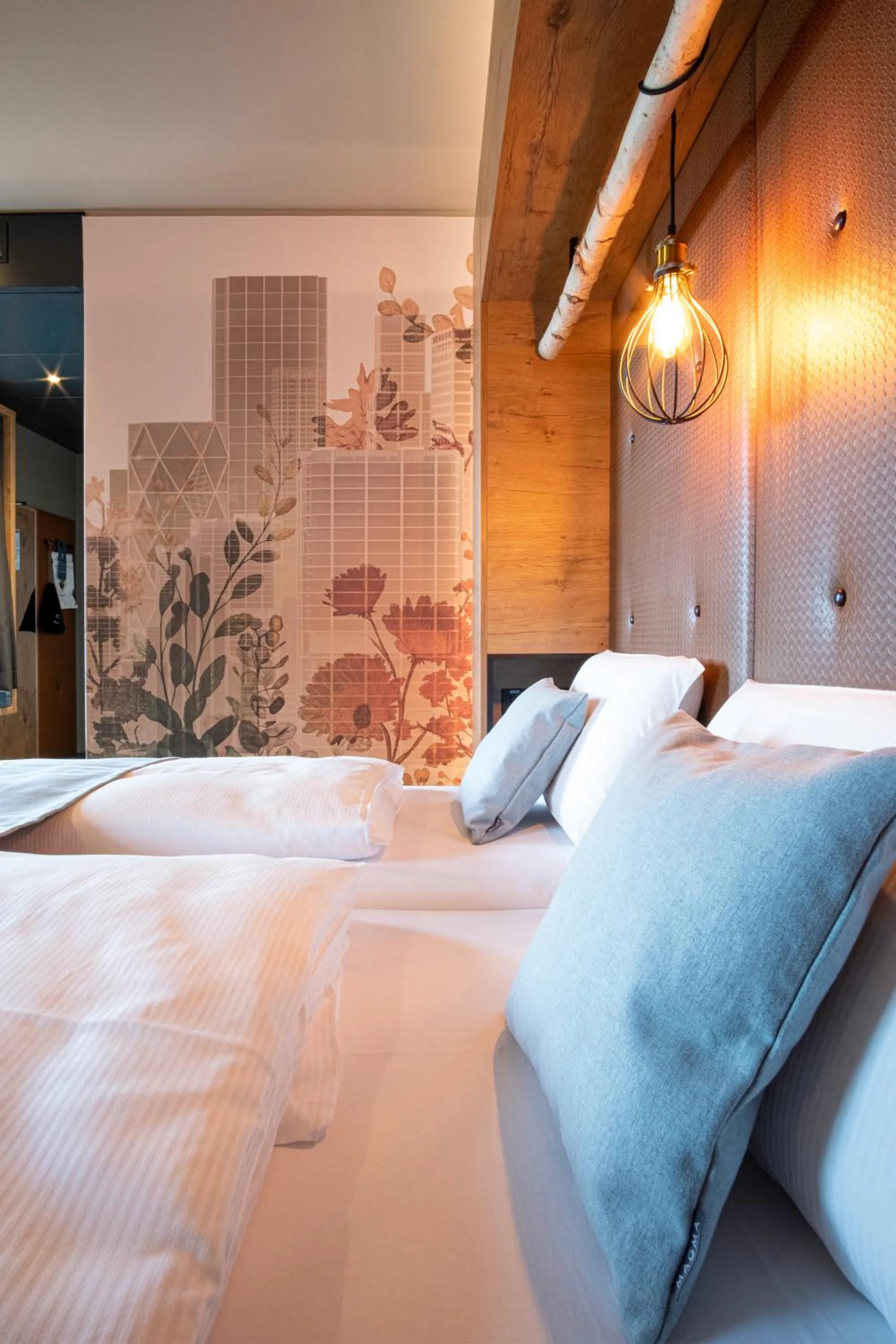 Bedroom, Bed in RiKu HOTEL Reutlingen