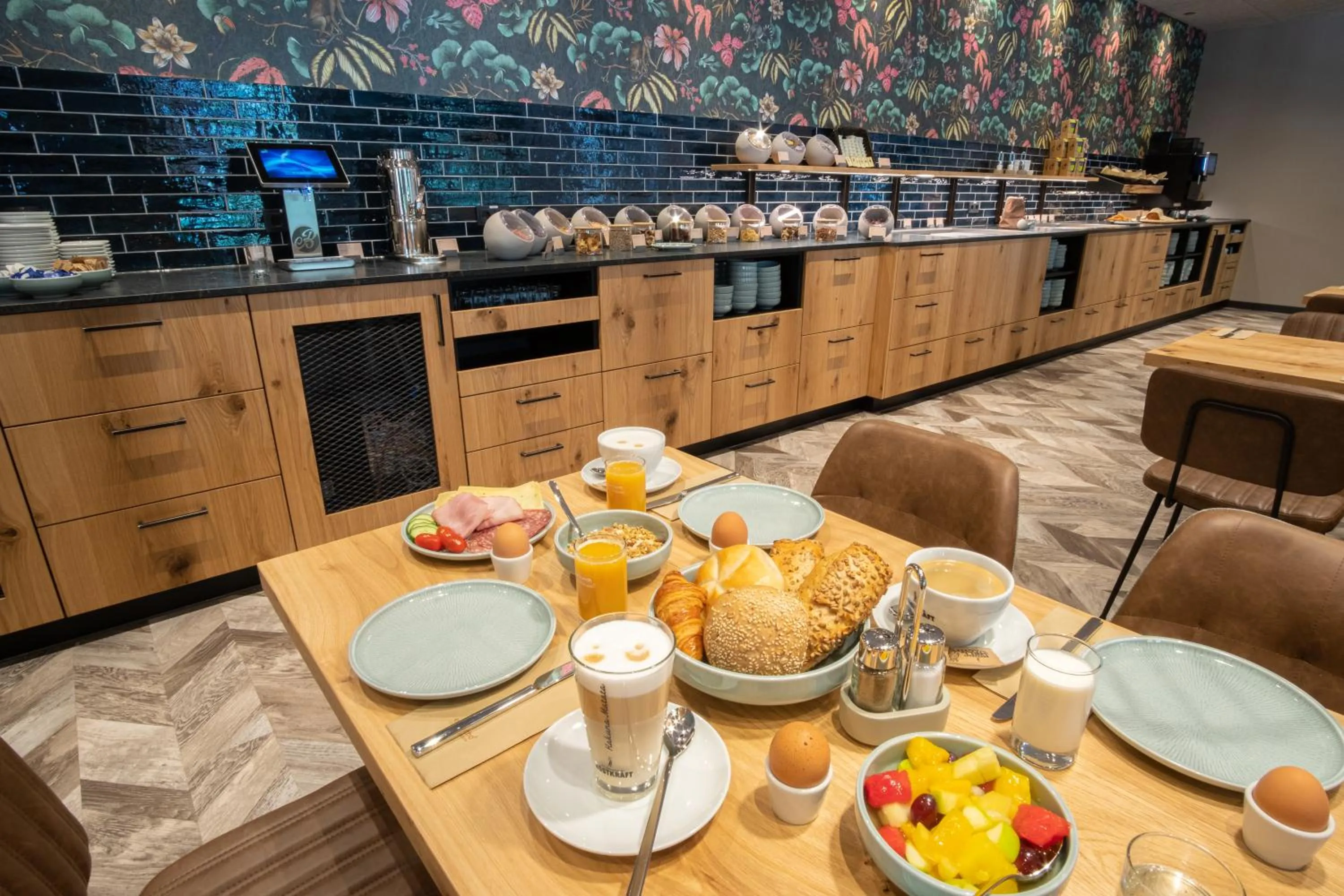 Breakfast in RiKu HOTEL Reutlingen