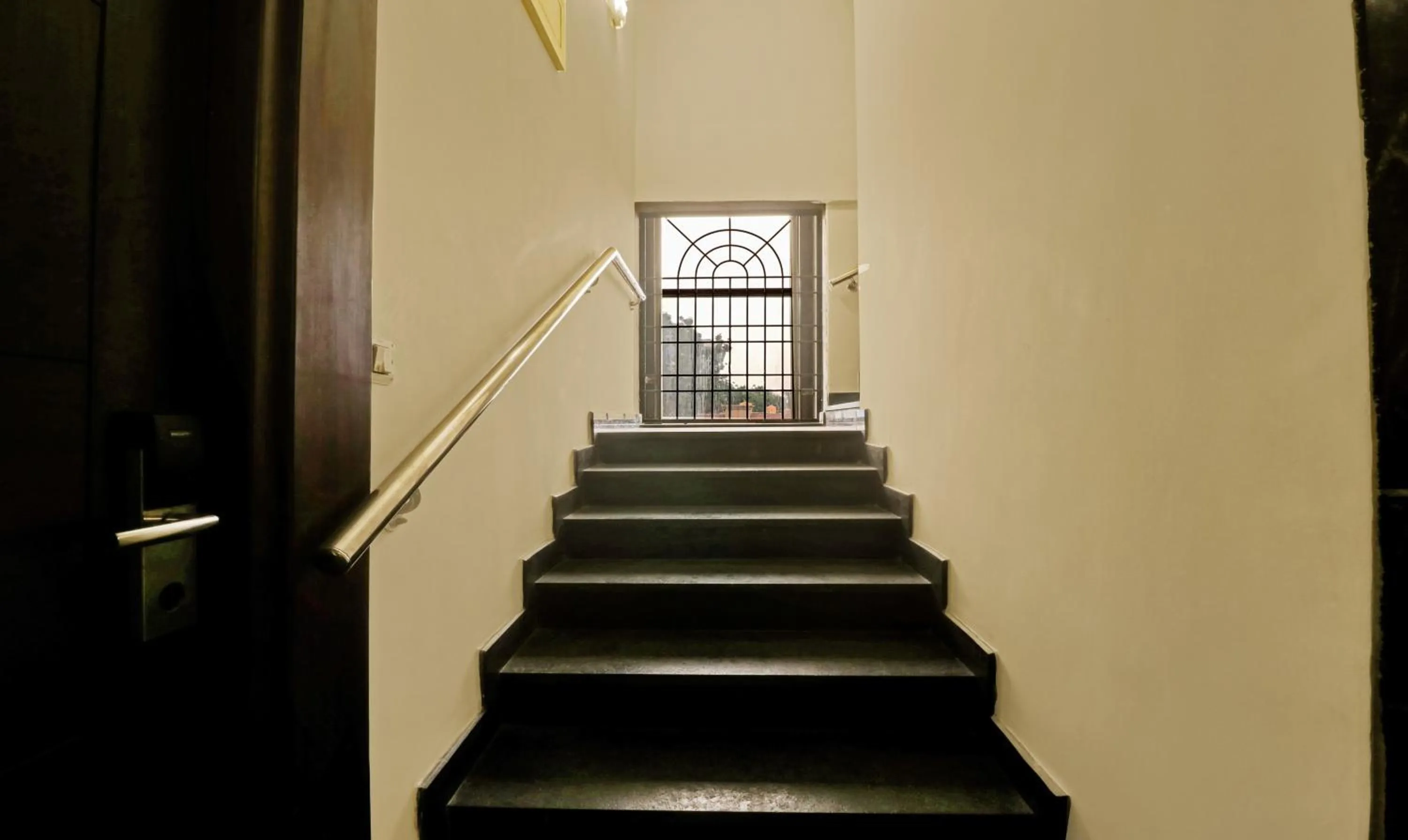 Lobby or reception in Treebo Premium Runway Suites, Marathahalli