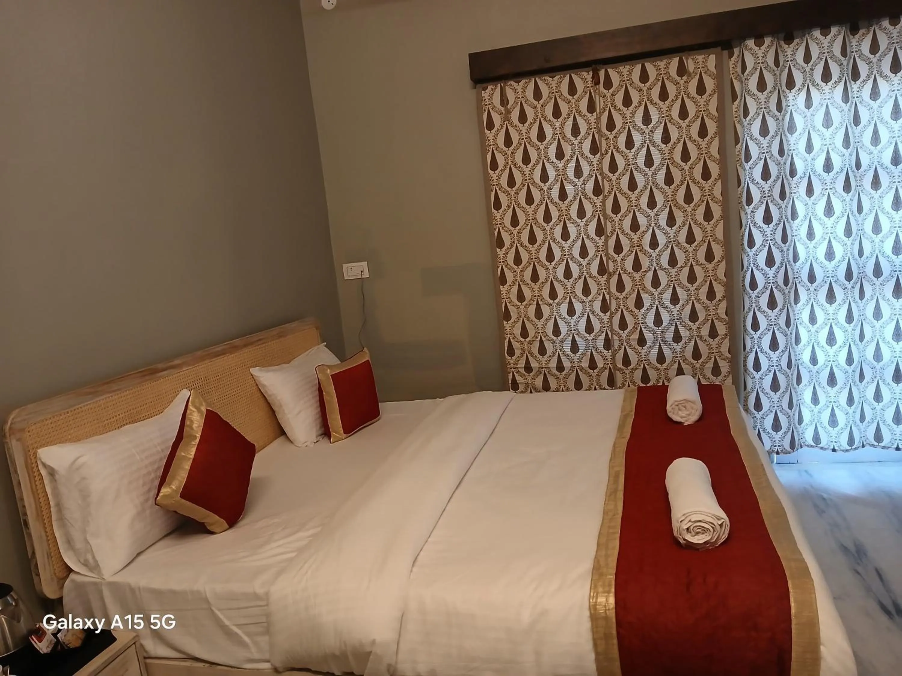 Bed in Green Park Resort