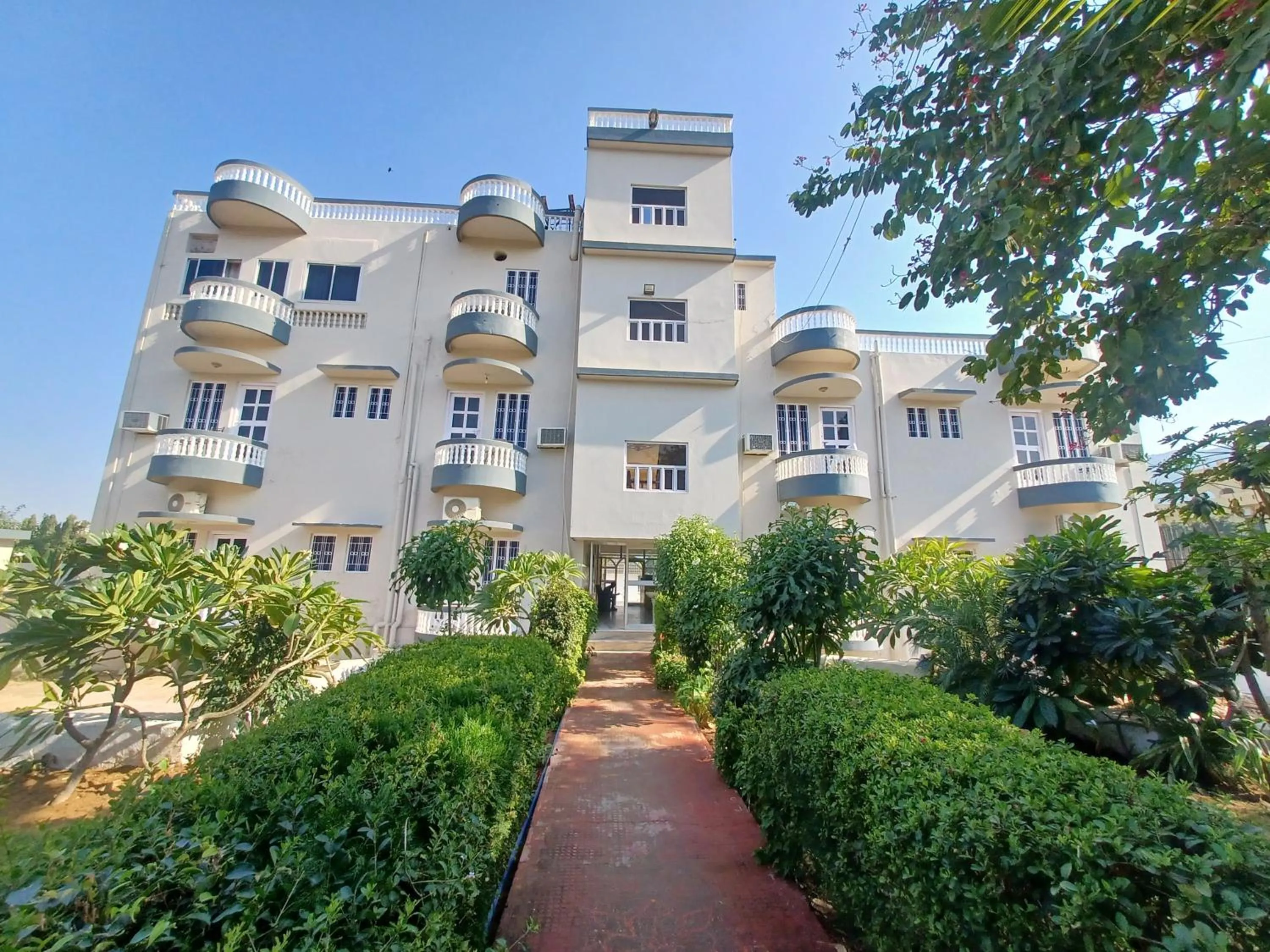 Spring in Green Park Resort