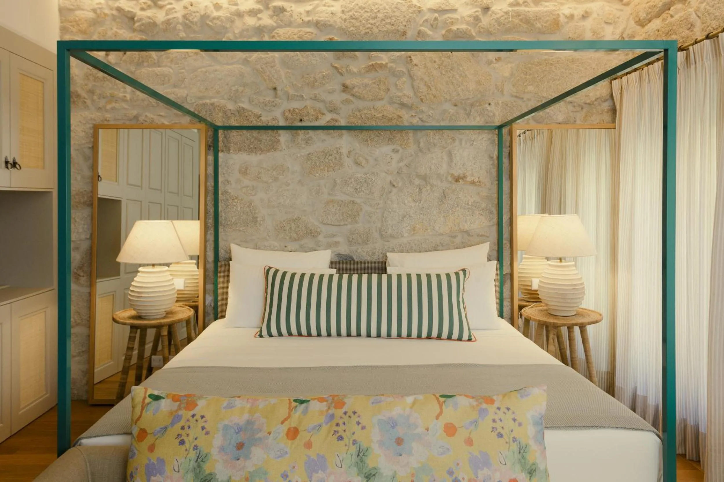 Bed in Torel Saboaria