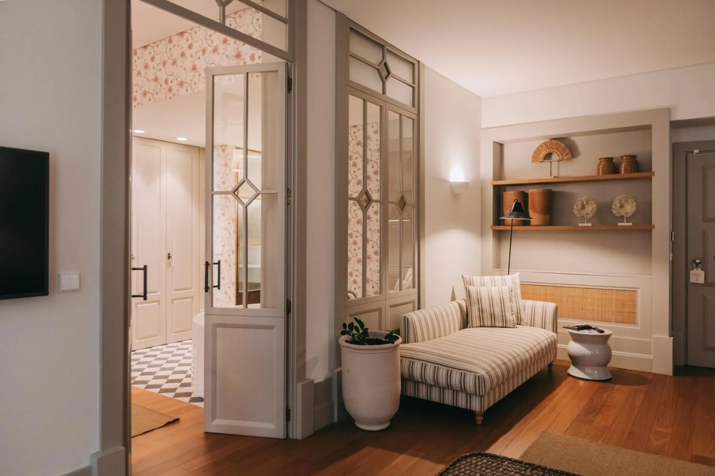 Royal Suite with Hot Tub in Torel Saboaria Royal Suite with Hot Tub in Torel Saboaria