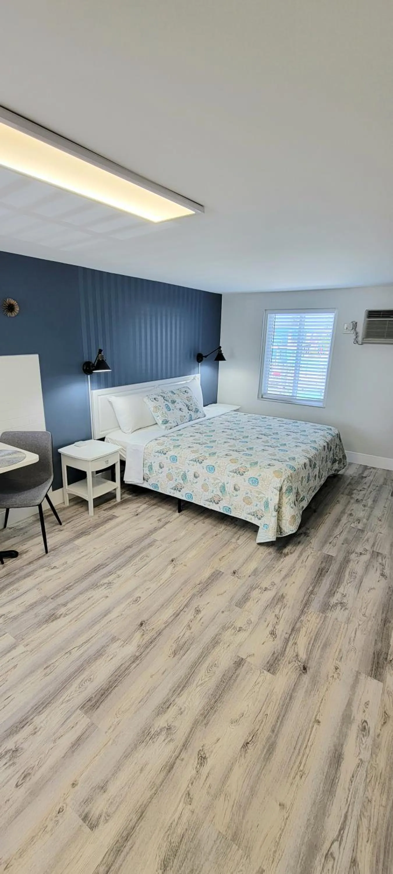 Bed in Satellite Motel