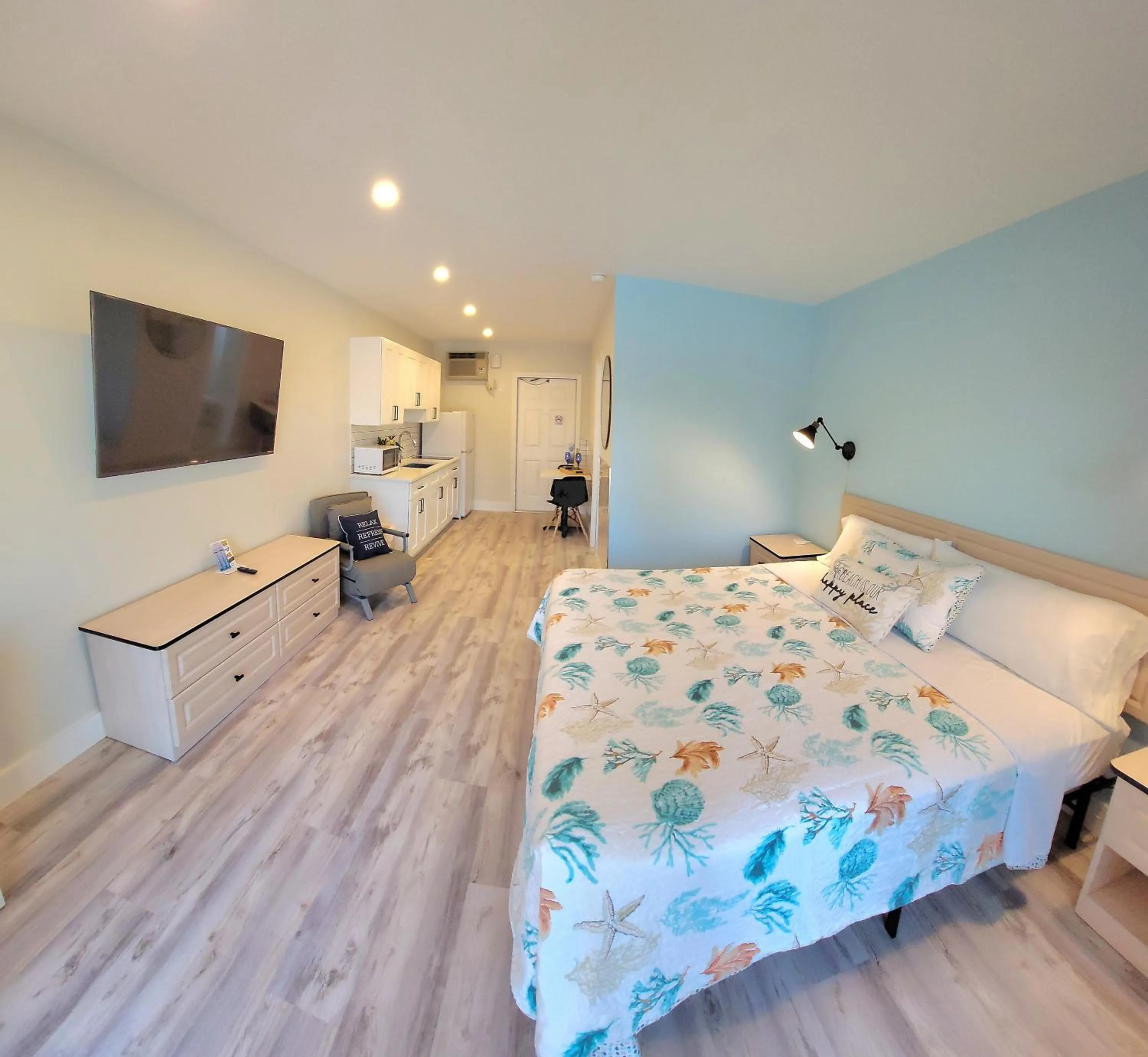 Bed in Satellite Motel