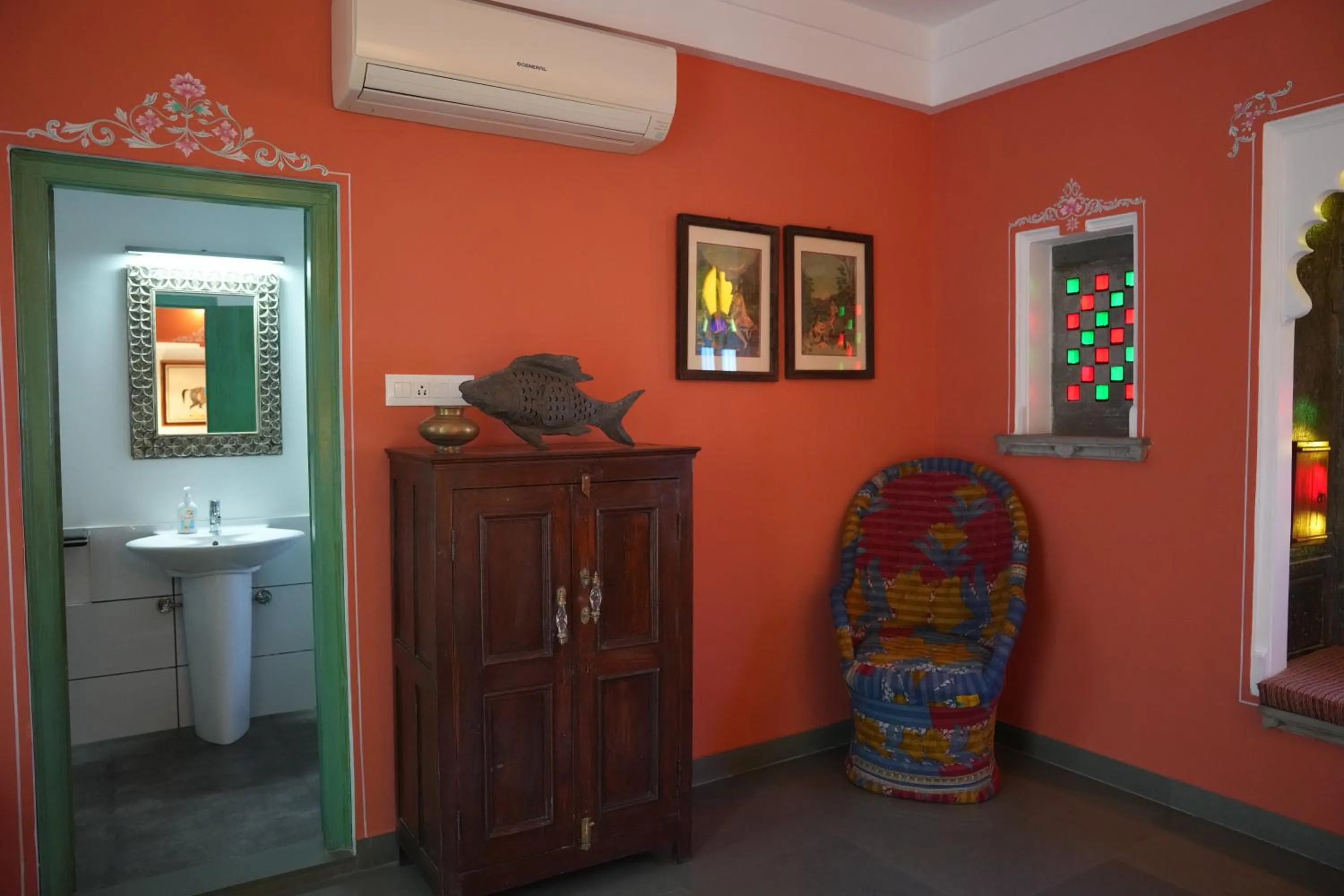 Decorative detail in Little Garden Guest House