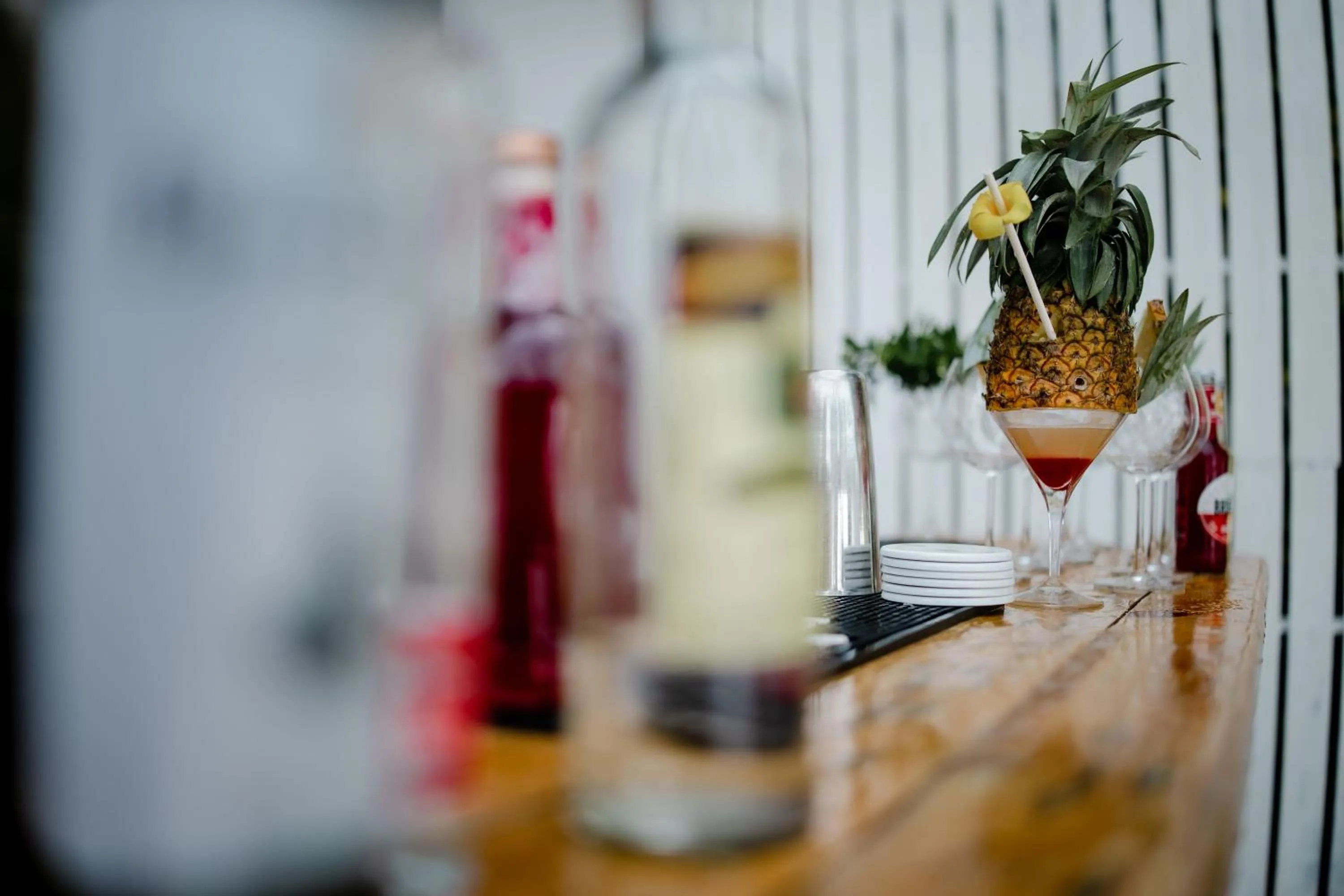 Lounge or bar in Regenta Baywatch Resort, Goa