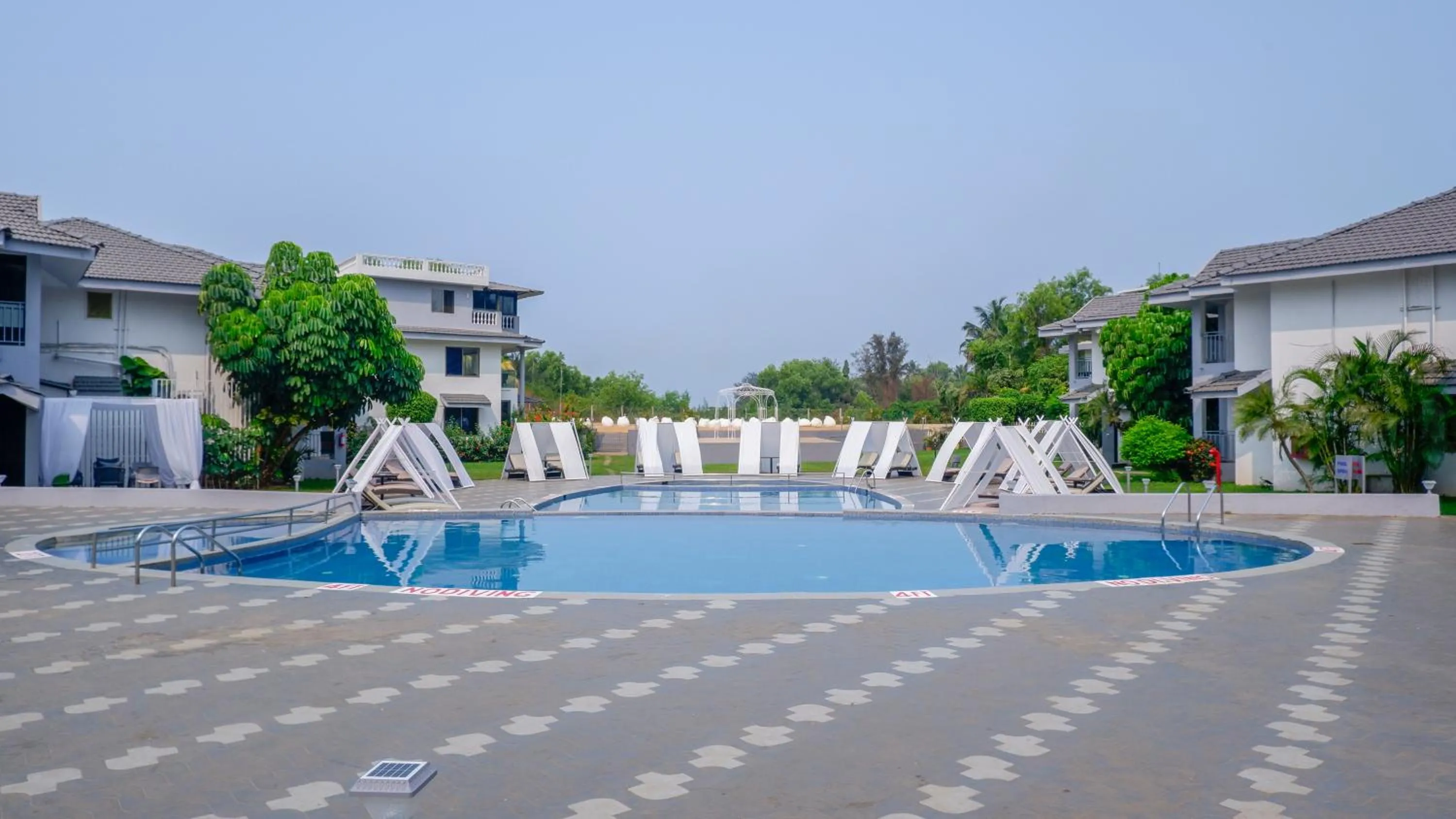 Swimming pool in Regenta Baywatch Resort, Goa