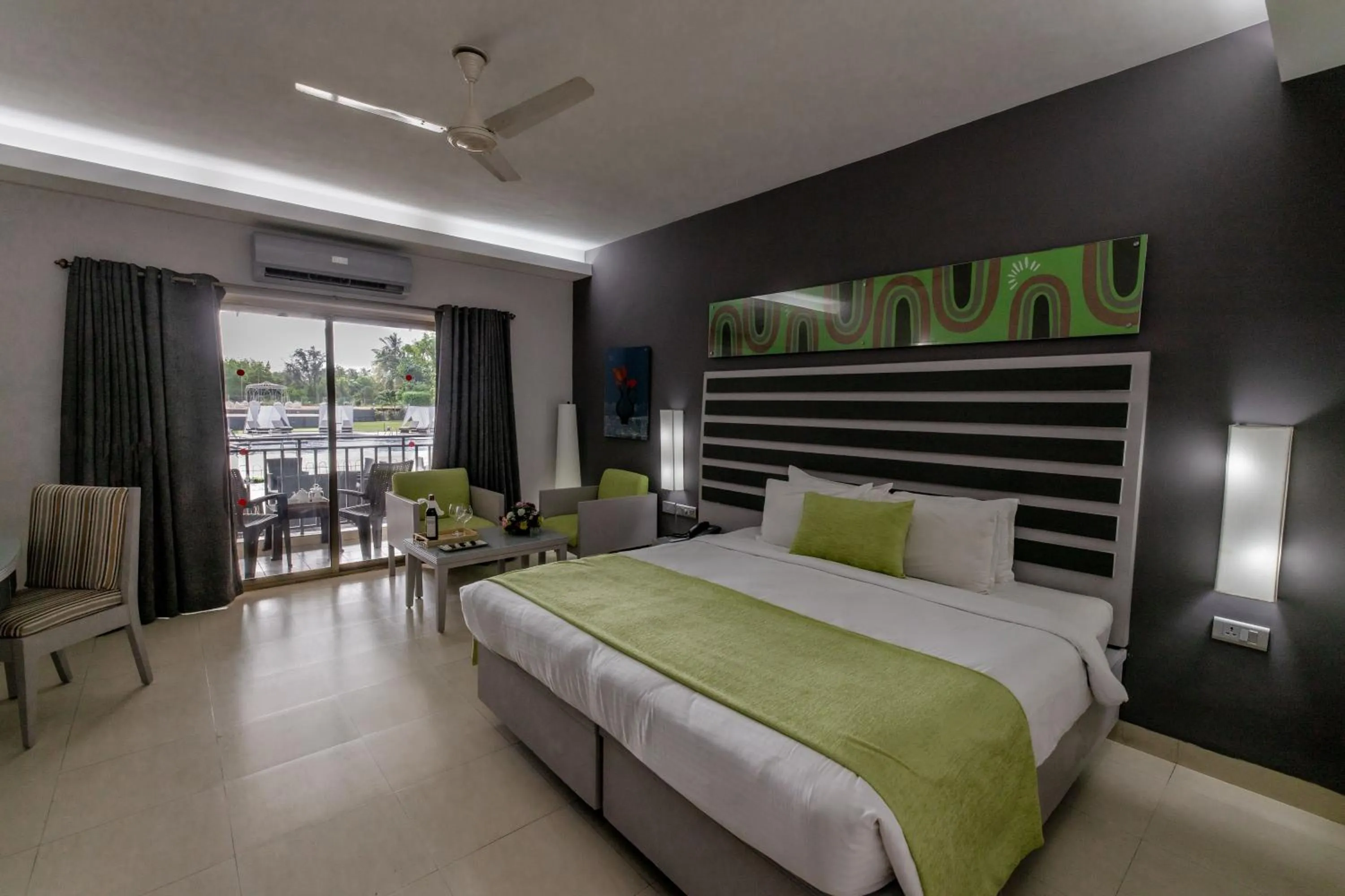 Bedroom, Bed in Regenta Baywatch Resort, Goa