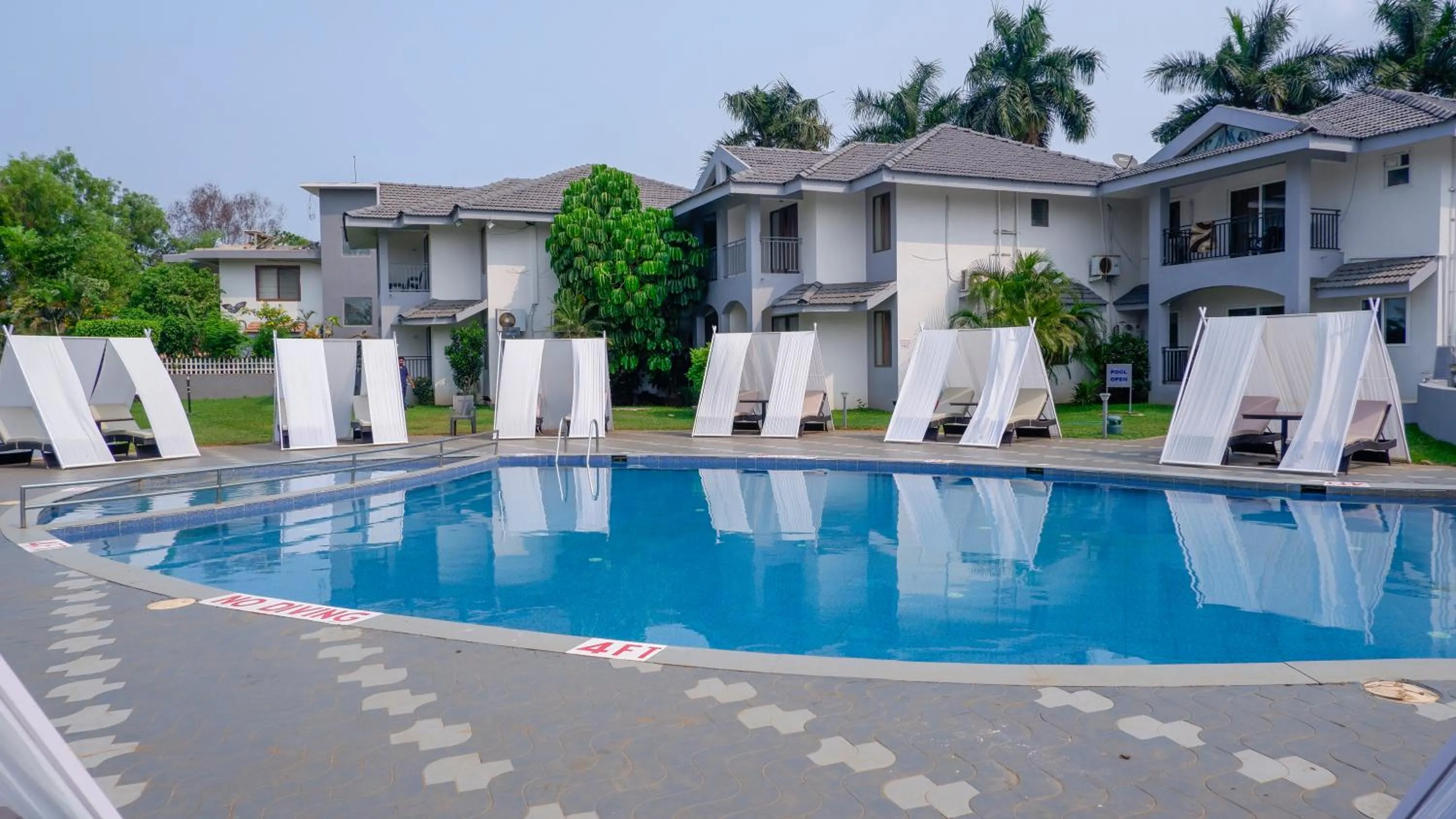 Swimming pool in Regenta Baywatch Resort, Goa