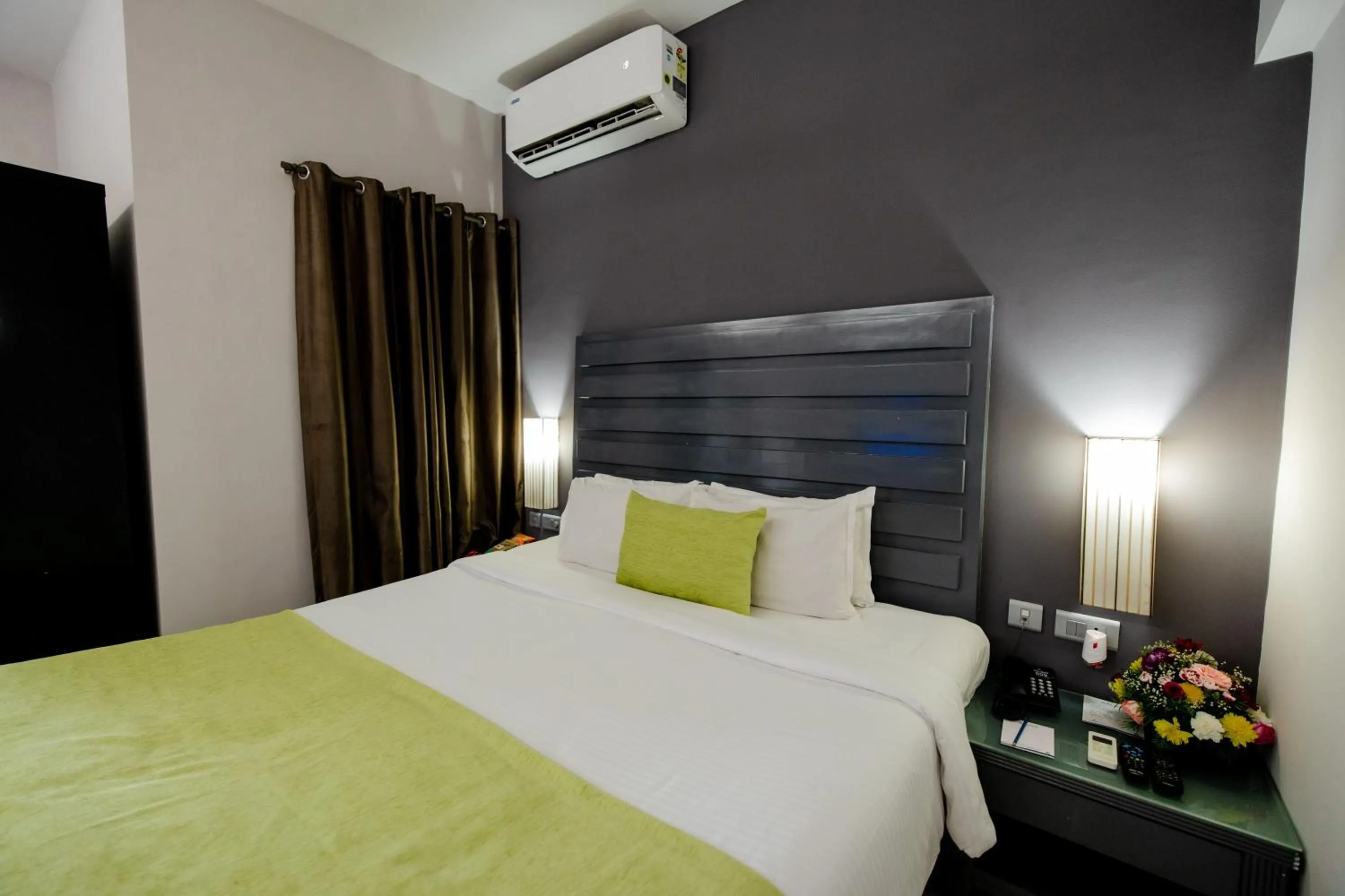 Garden, Bed in Regenta Baywatch Resort, Goa