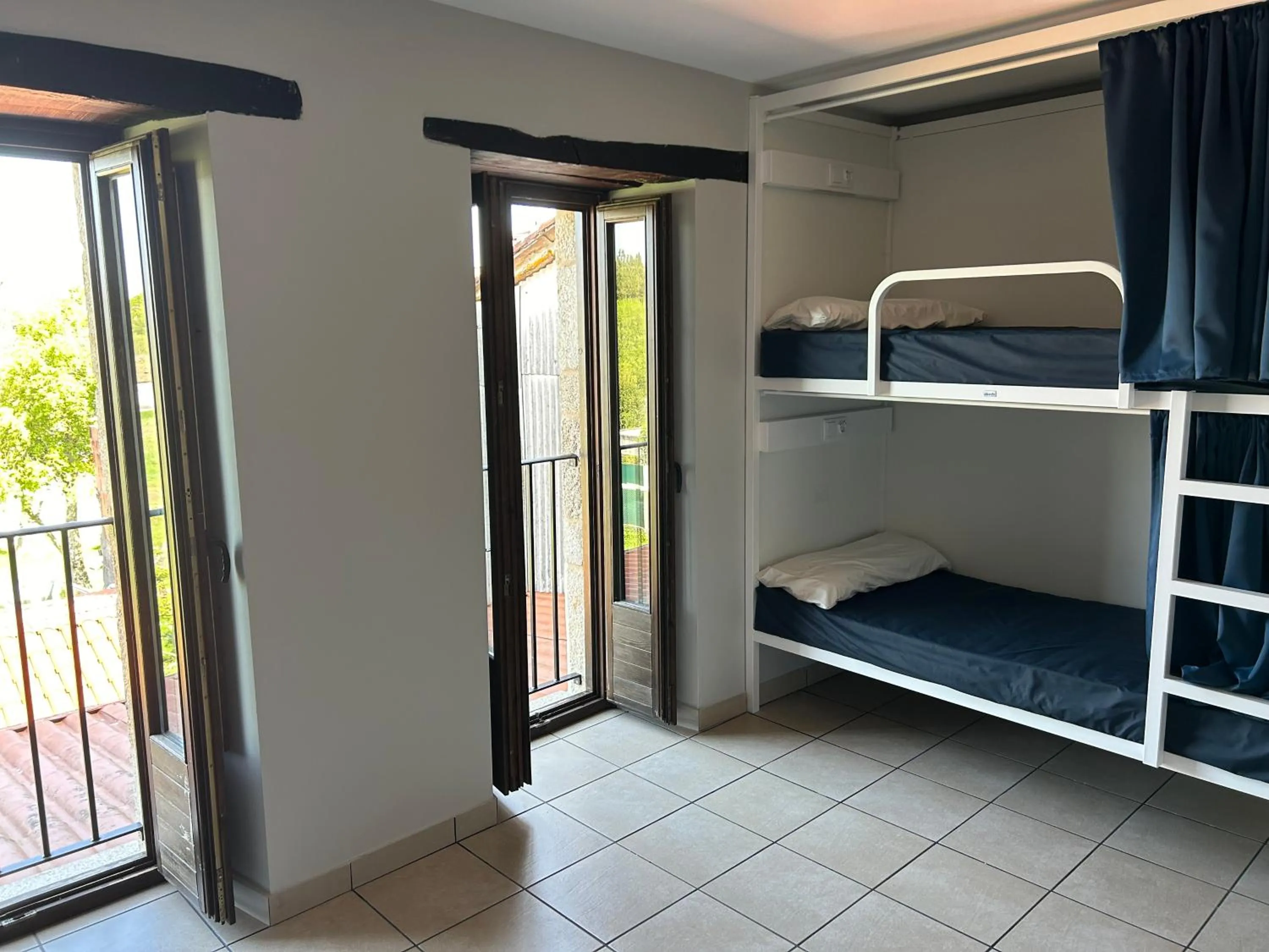 Bed in Albergue San Anton