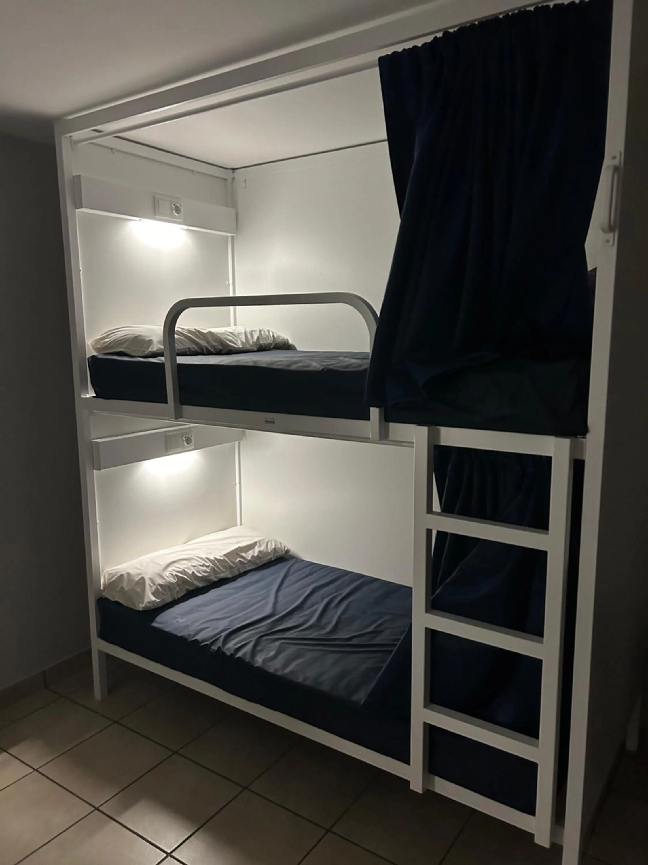 Bed in Albergue San Anton