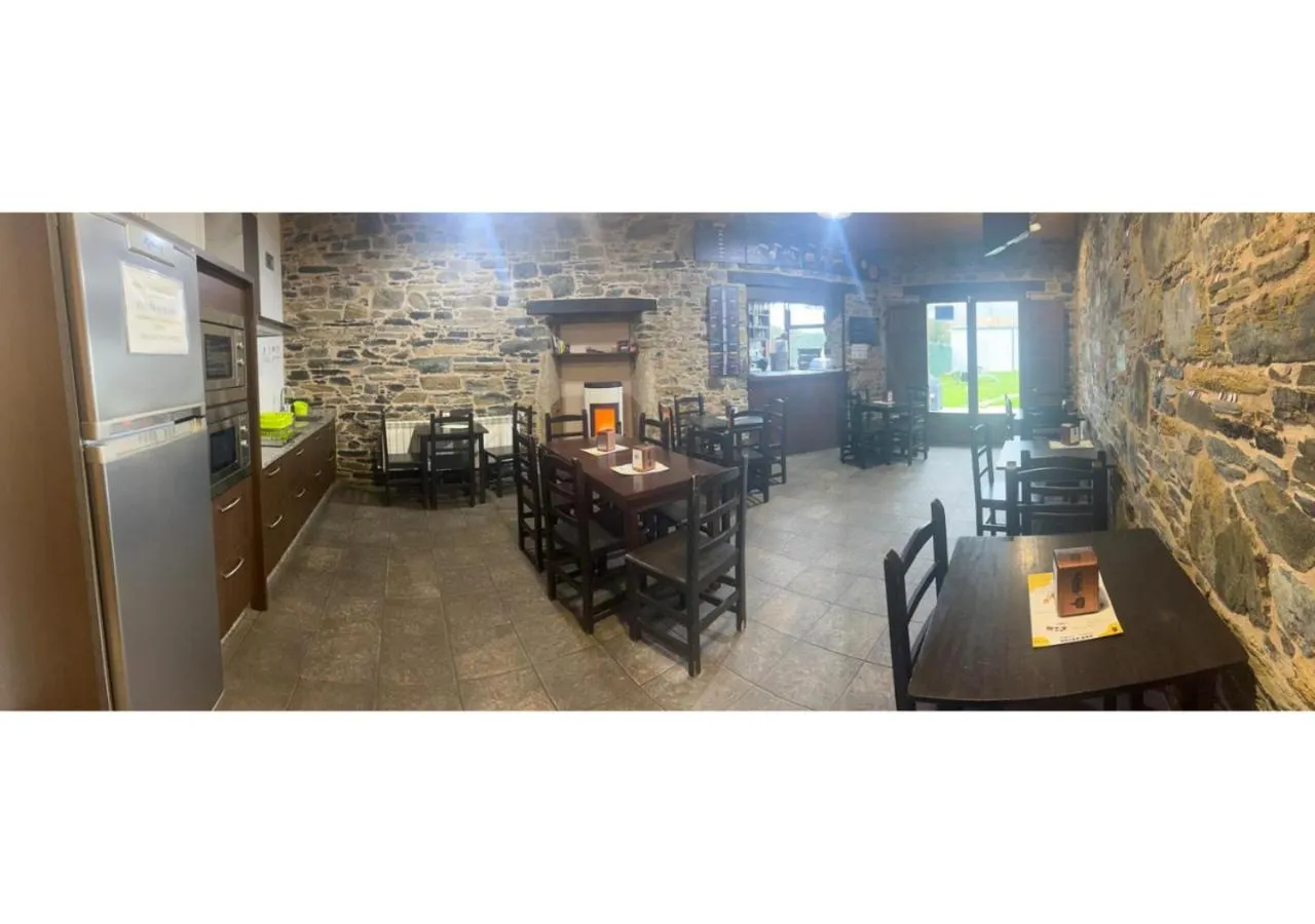 Lounge or bar in Albergue San Anton