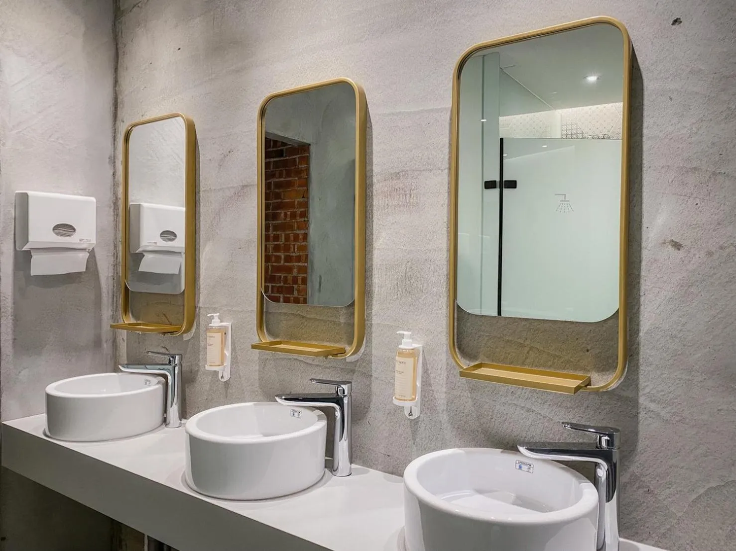 Bathroom in Hotel Leisure Chiayi