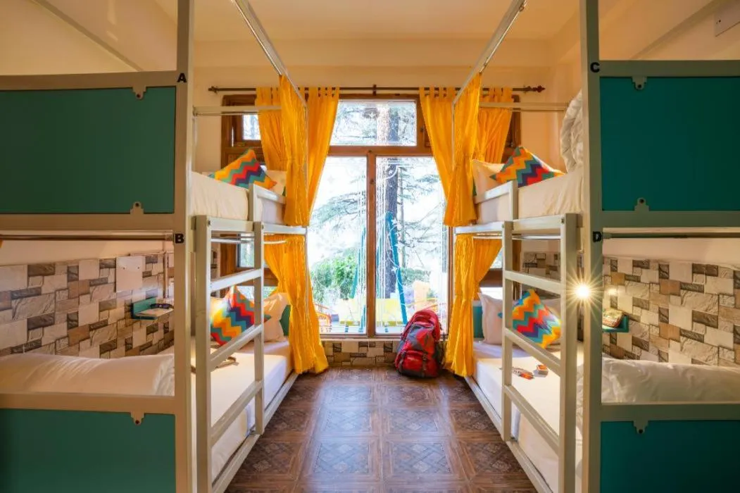 Bed in goSTOPS Kasol