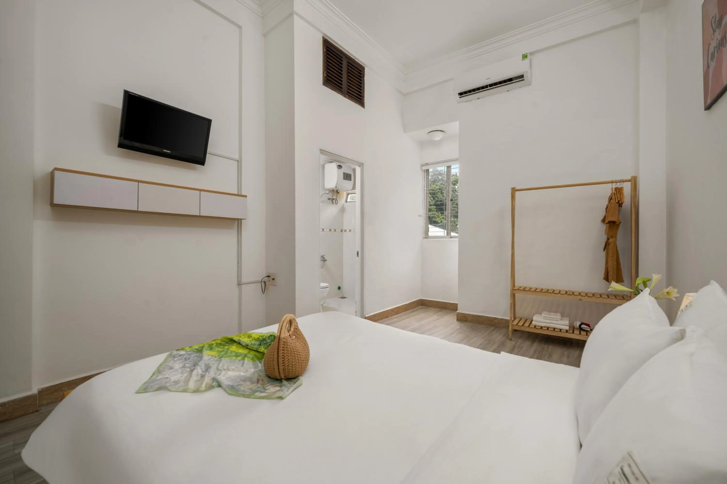 Photo of the whole room, Bed in KLy Apartment Hotel