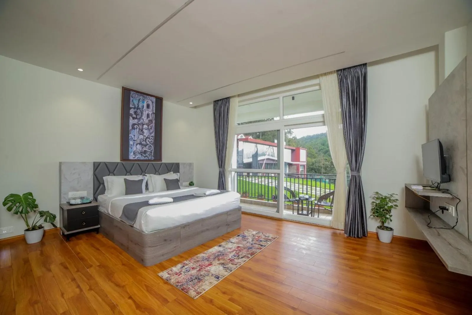 Bed in Vista Suites Doddabetta Ooty By Bestinn Leisure