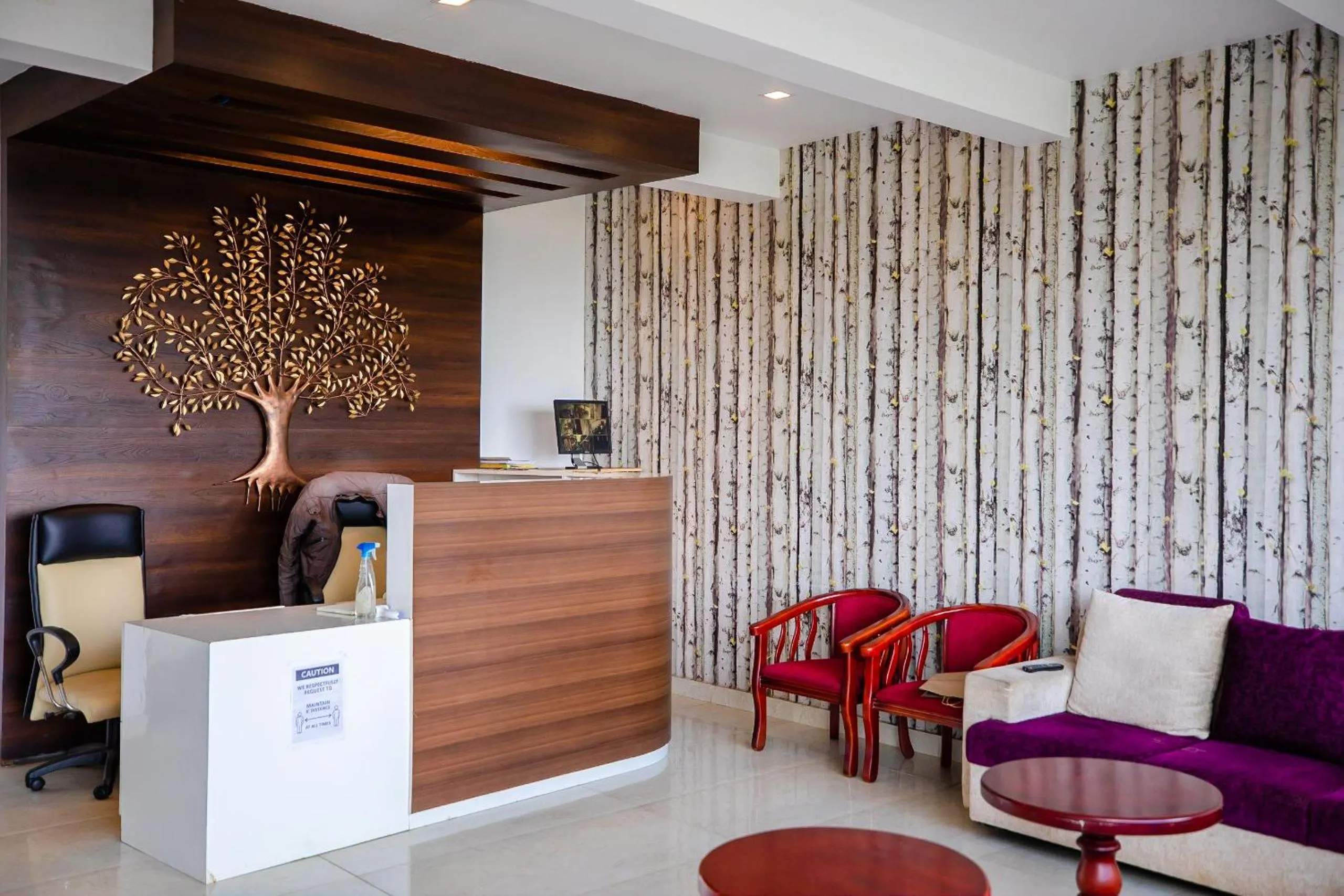 Lobby or reception in Vista Suites Doddabetta Ooty By Bestinn Leisure