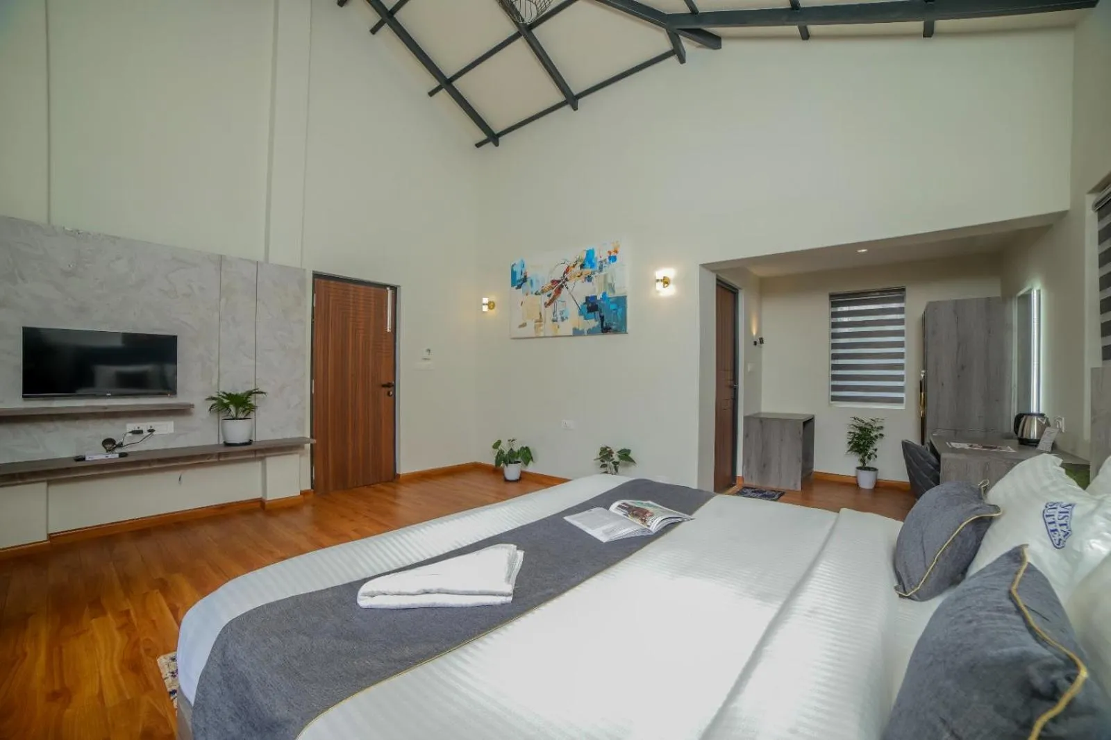 Bed in Vista Suites Doddabetta Ooty By Bestinn Leisure