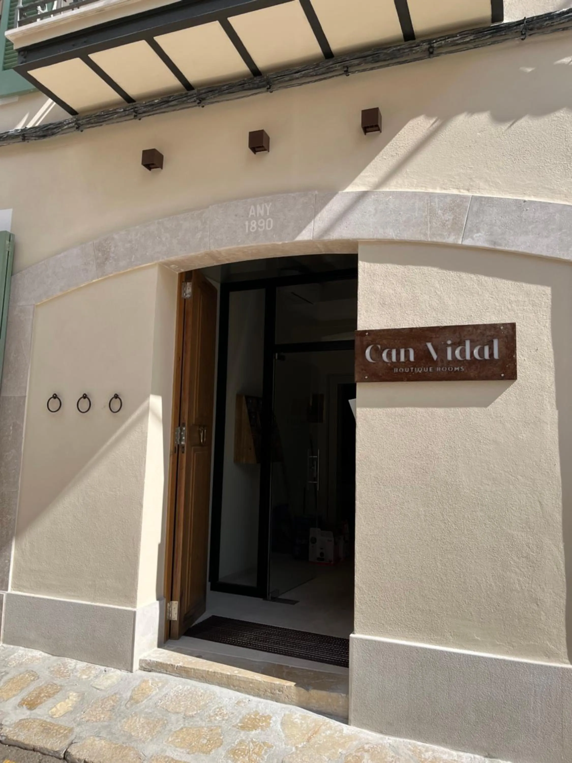 Facade/entrance in Can Vidal Boutique Rooms
