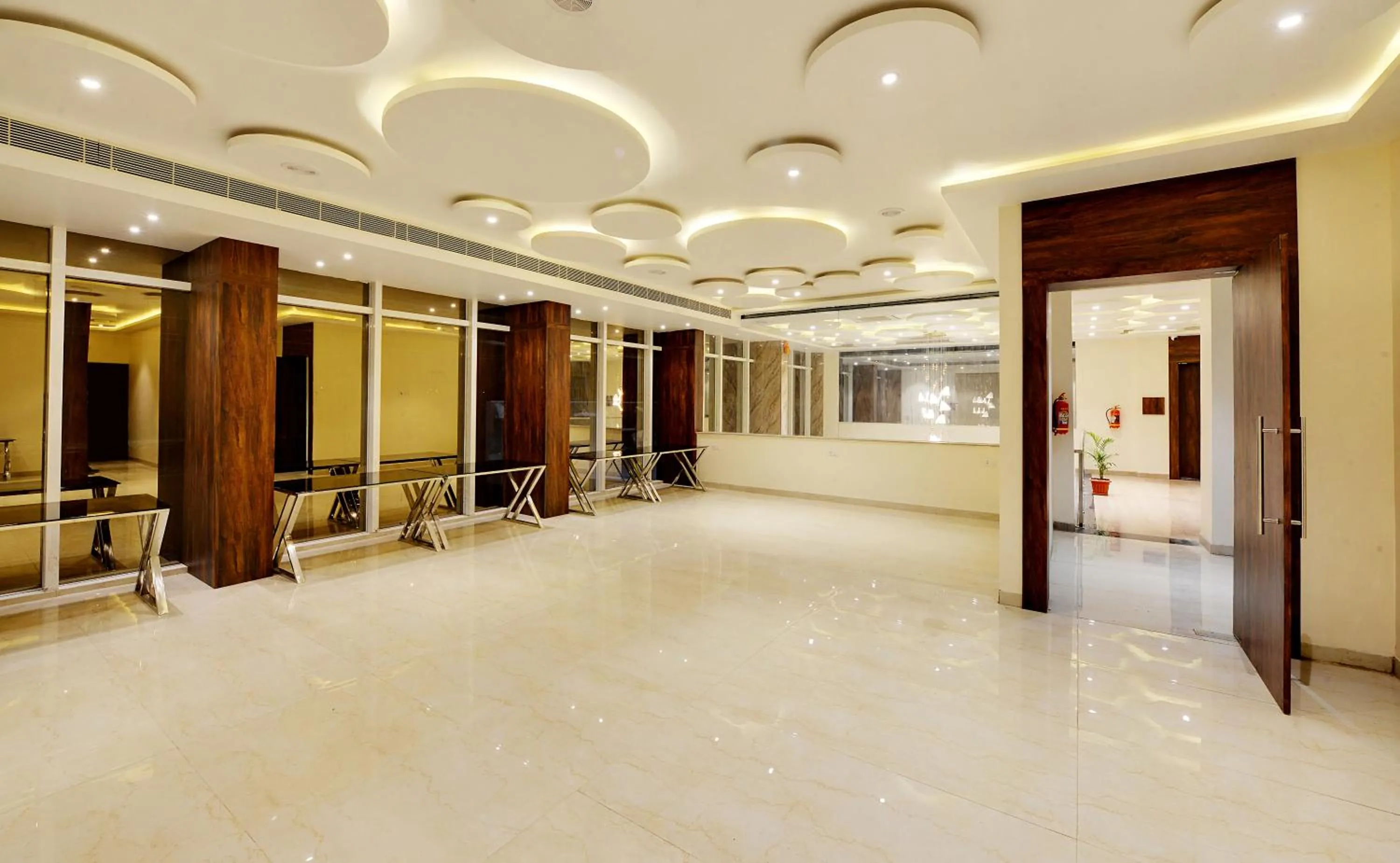 Banquet/Function facilities in Mastiff Select Gulbarga Hotel