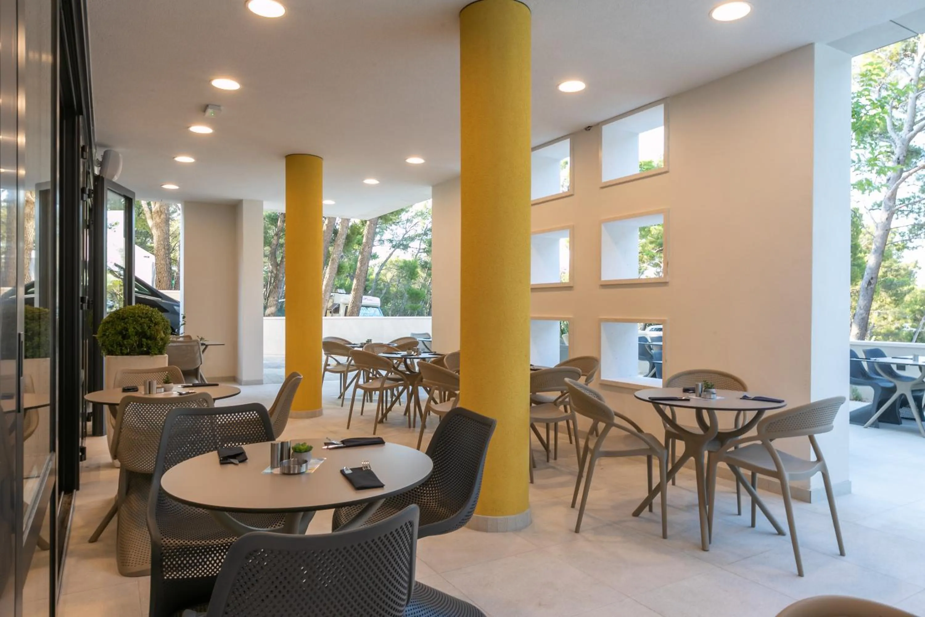 Property building in Hotel Antonio