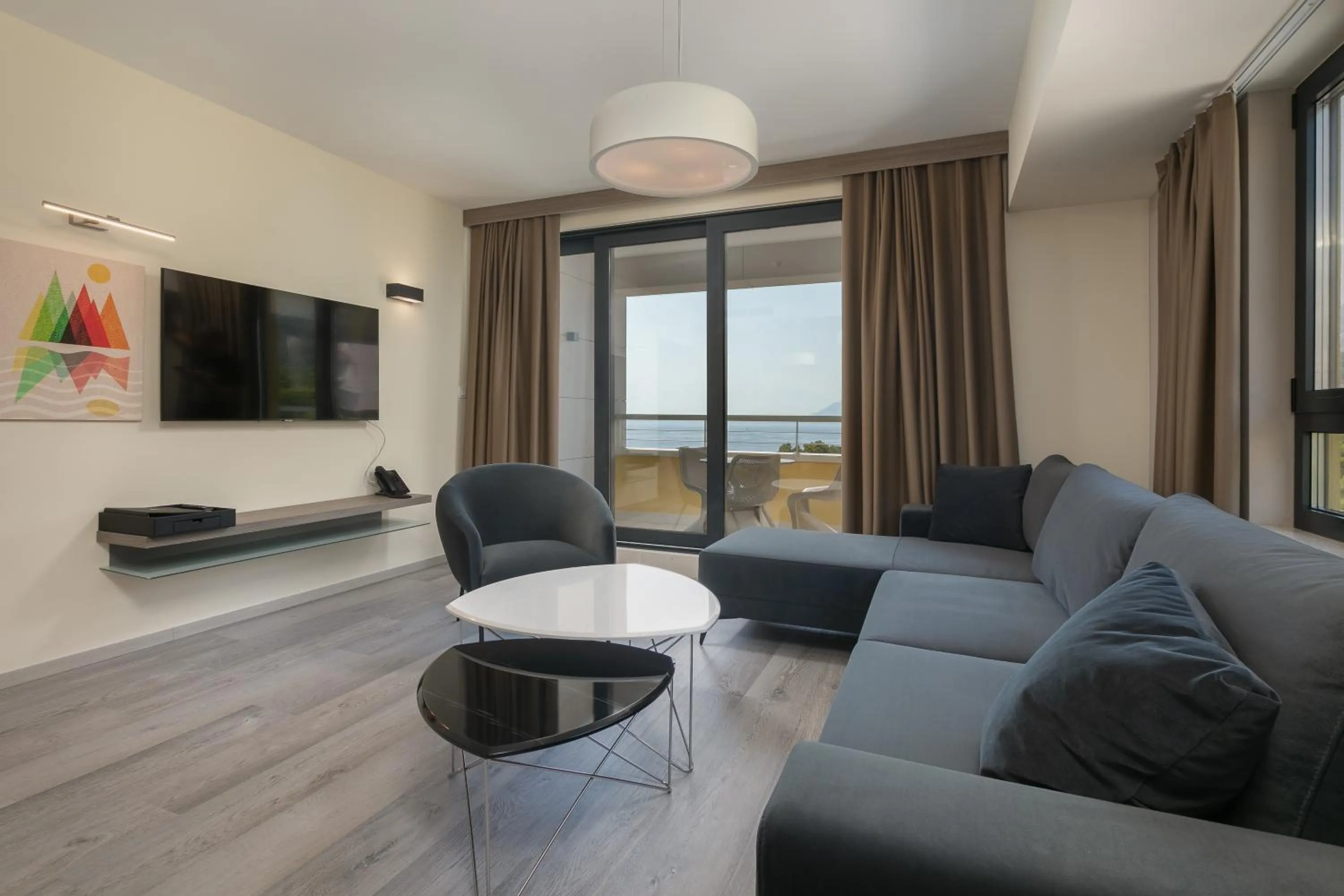 TV and multimedia in Hotel Antonio