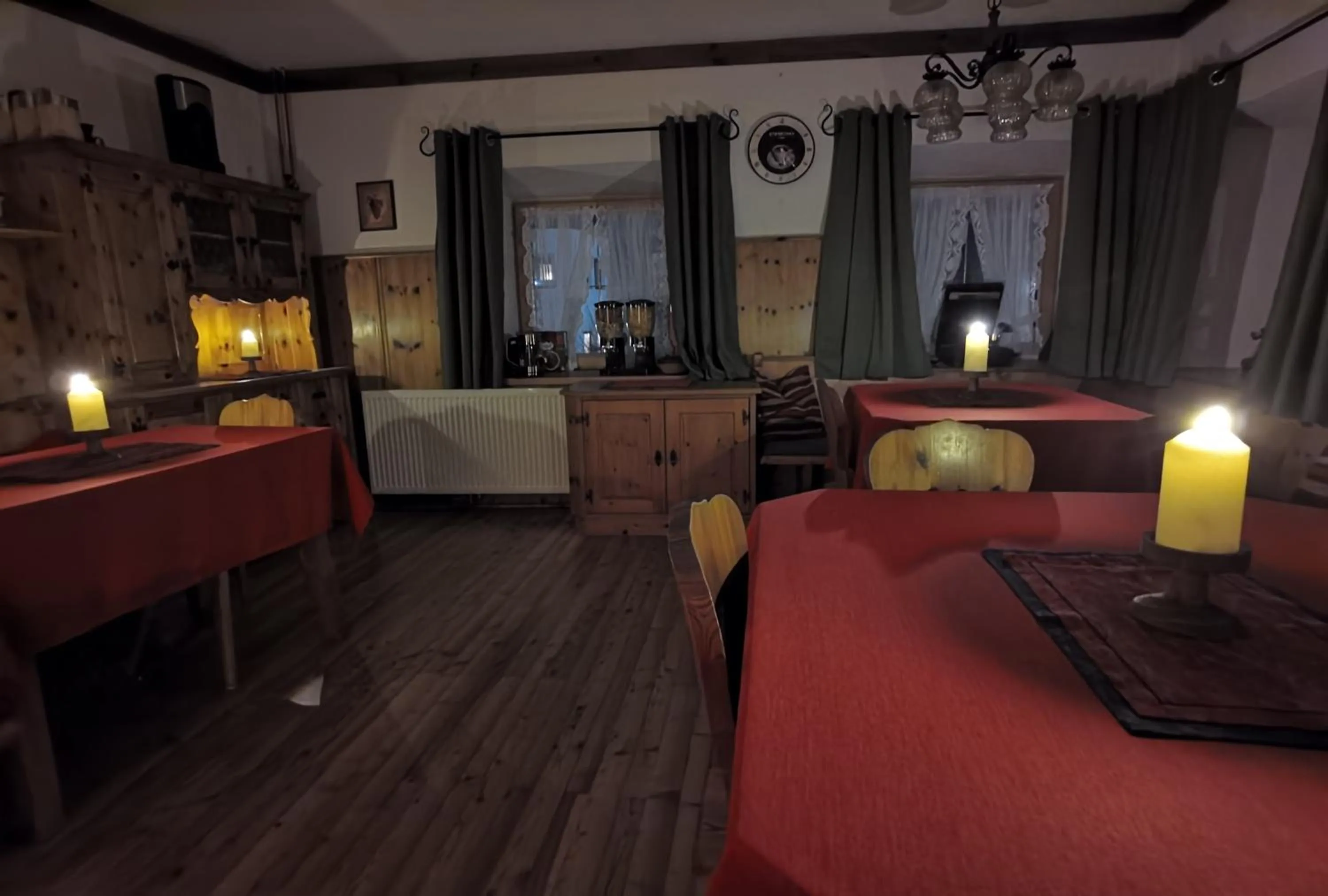 Restaurant/places to eat in Haus Fiegl