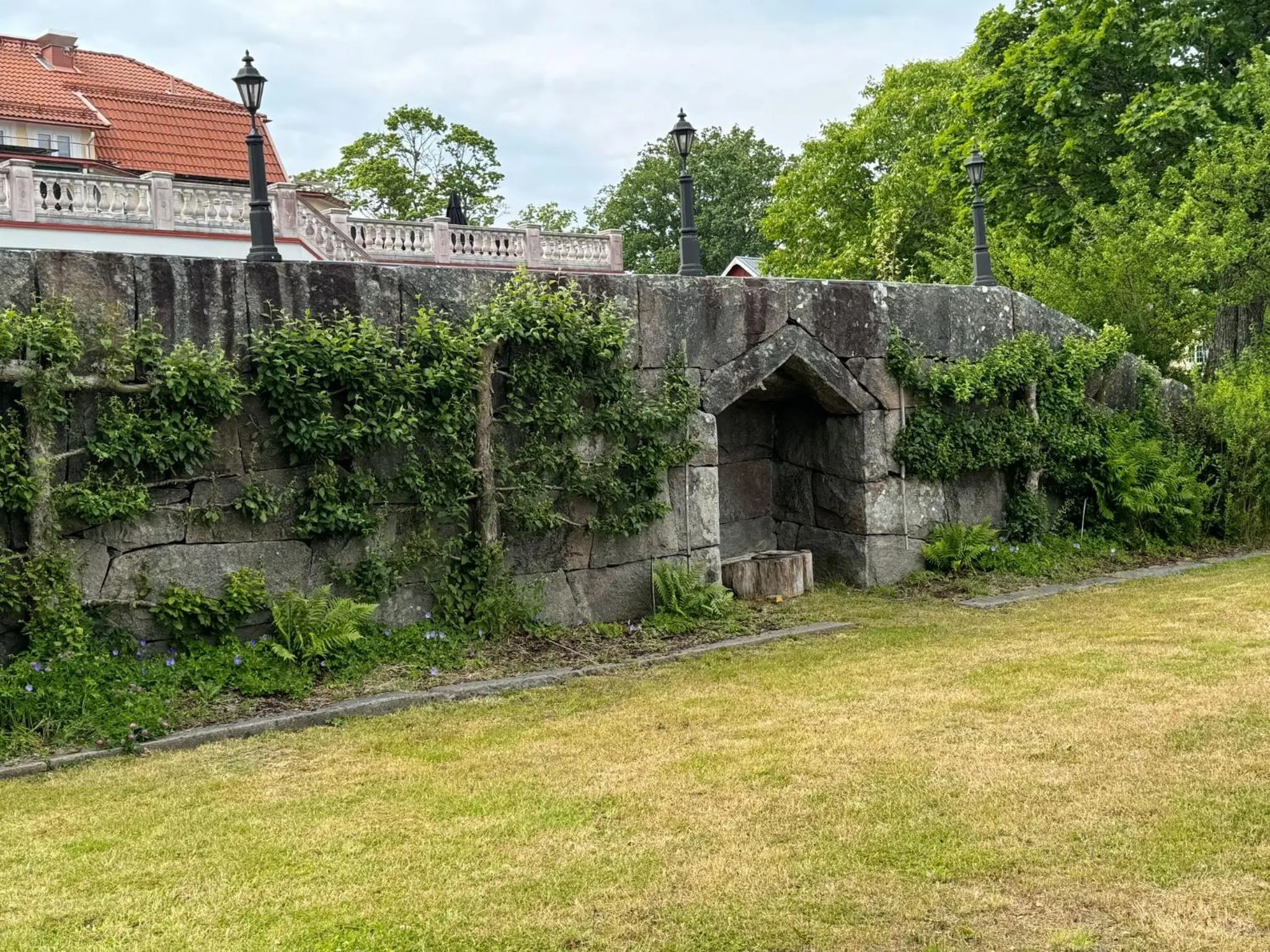 Garden in Möckelsnäs Herrgård