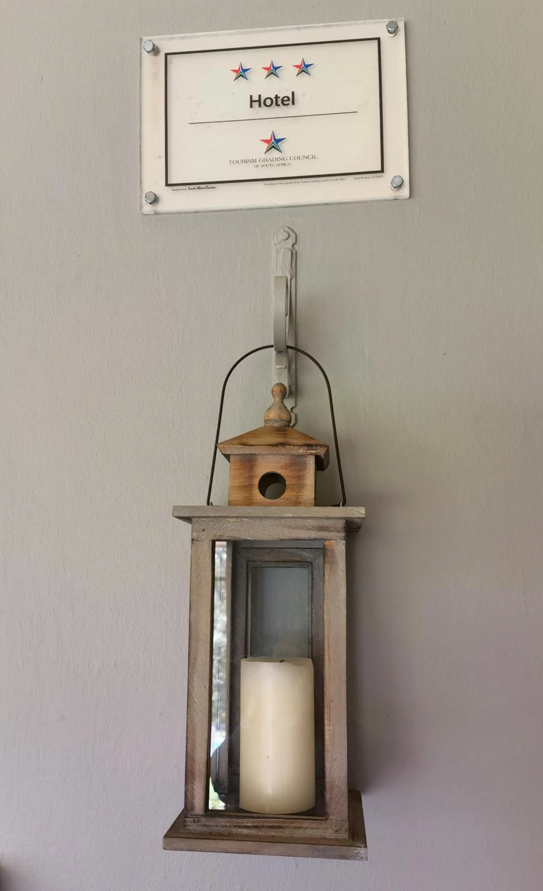 Property building in Avoca Vale Country Hotel