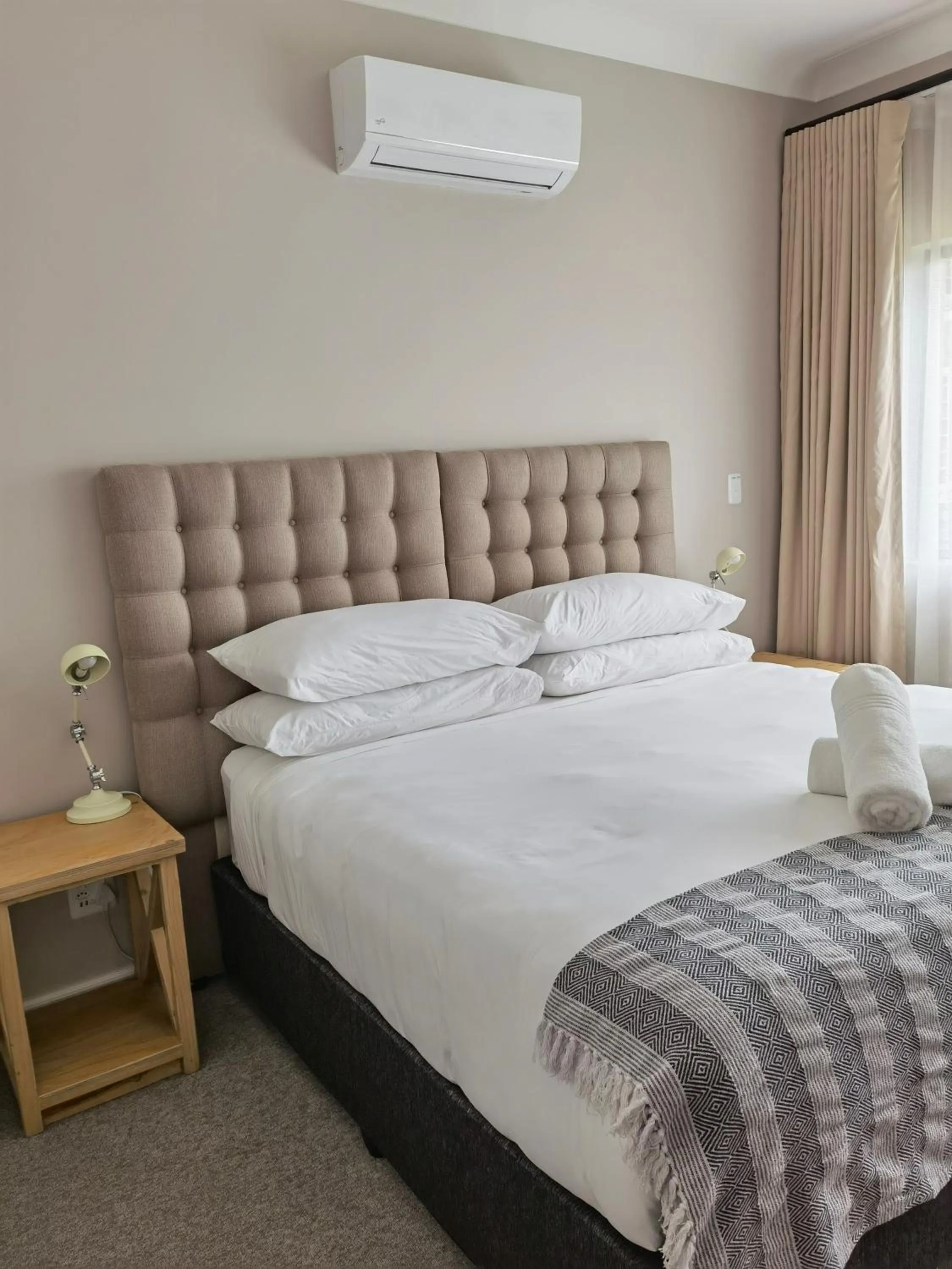 Bedroom, Bed in Avoca Vale Country Hotel