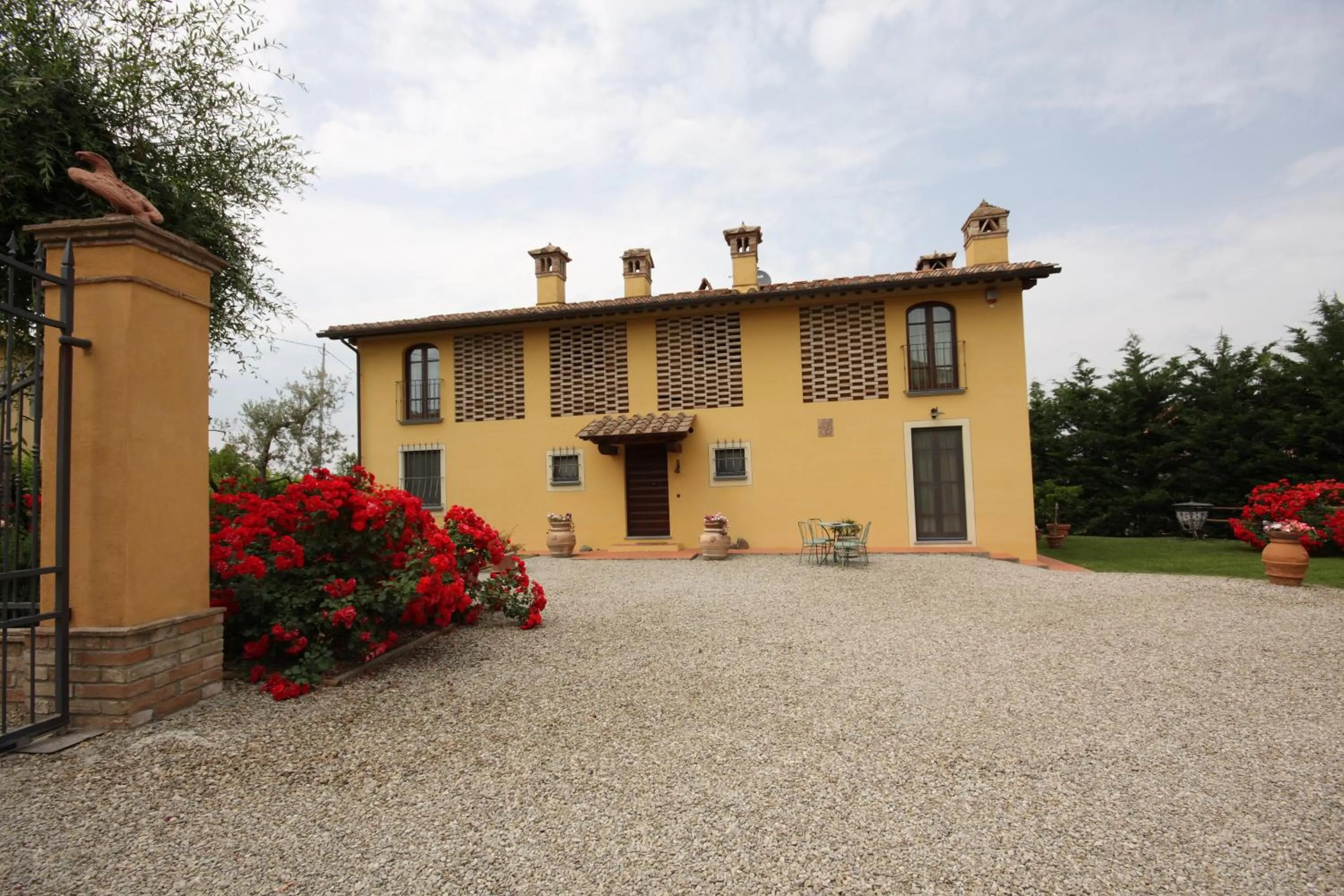 Facade/entrance in Villa Antica Sosta Renai