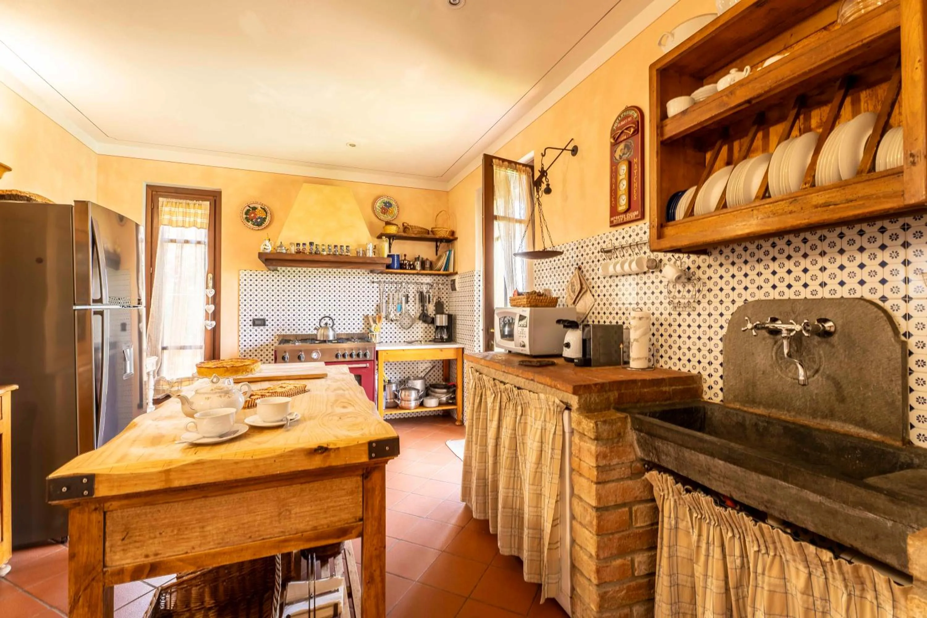 kitchen in Villa Antica Sosta Renai