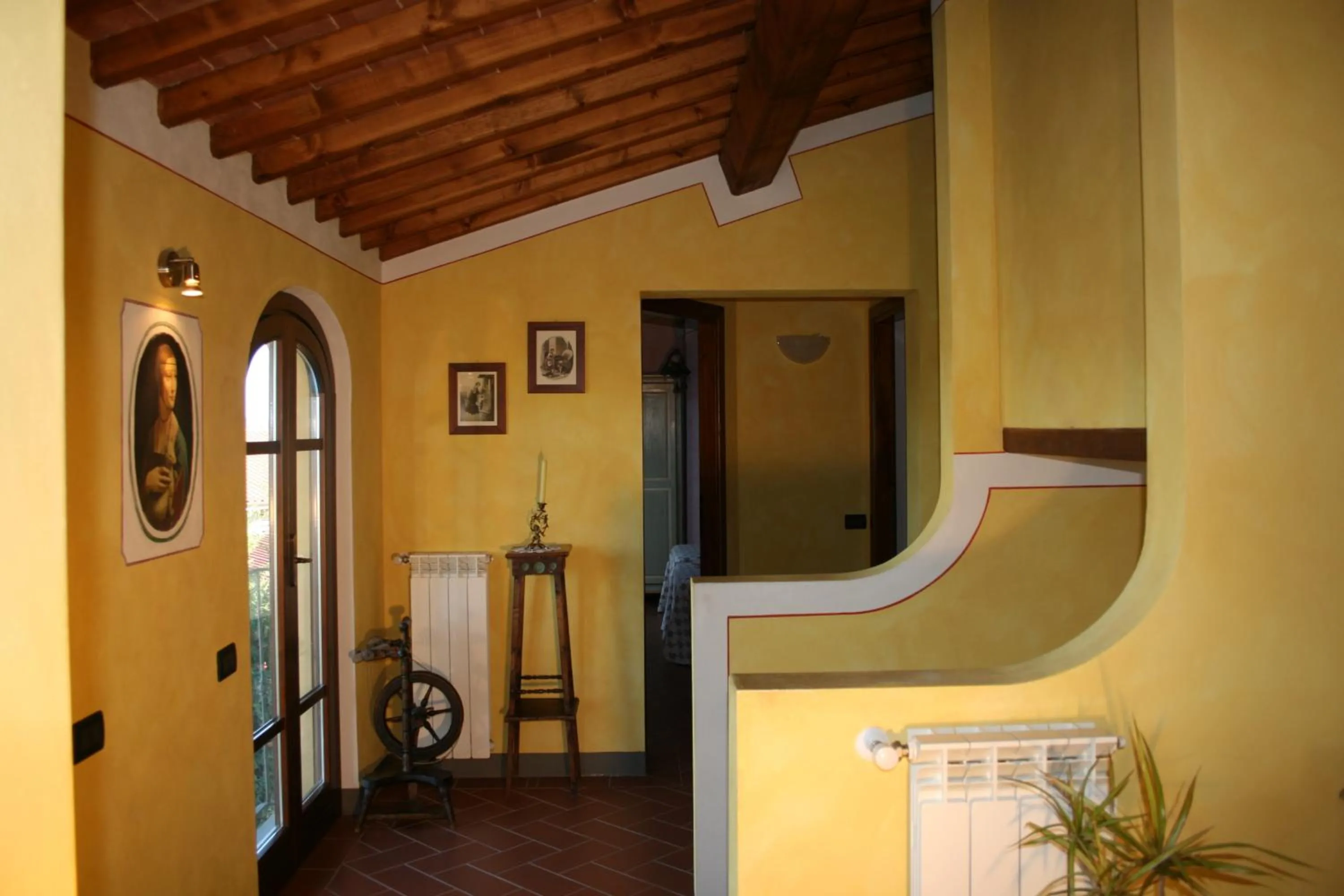Decorative detail in Villa Antica Sosta Renai