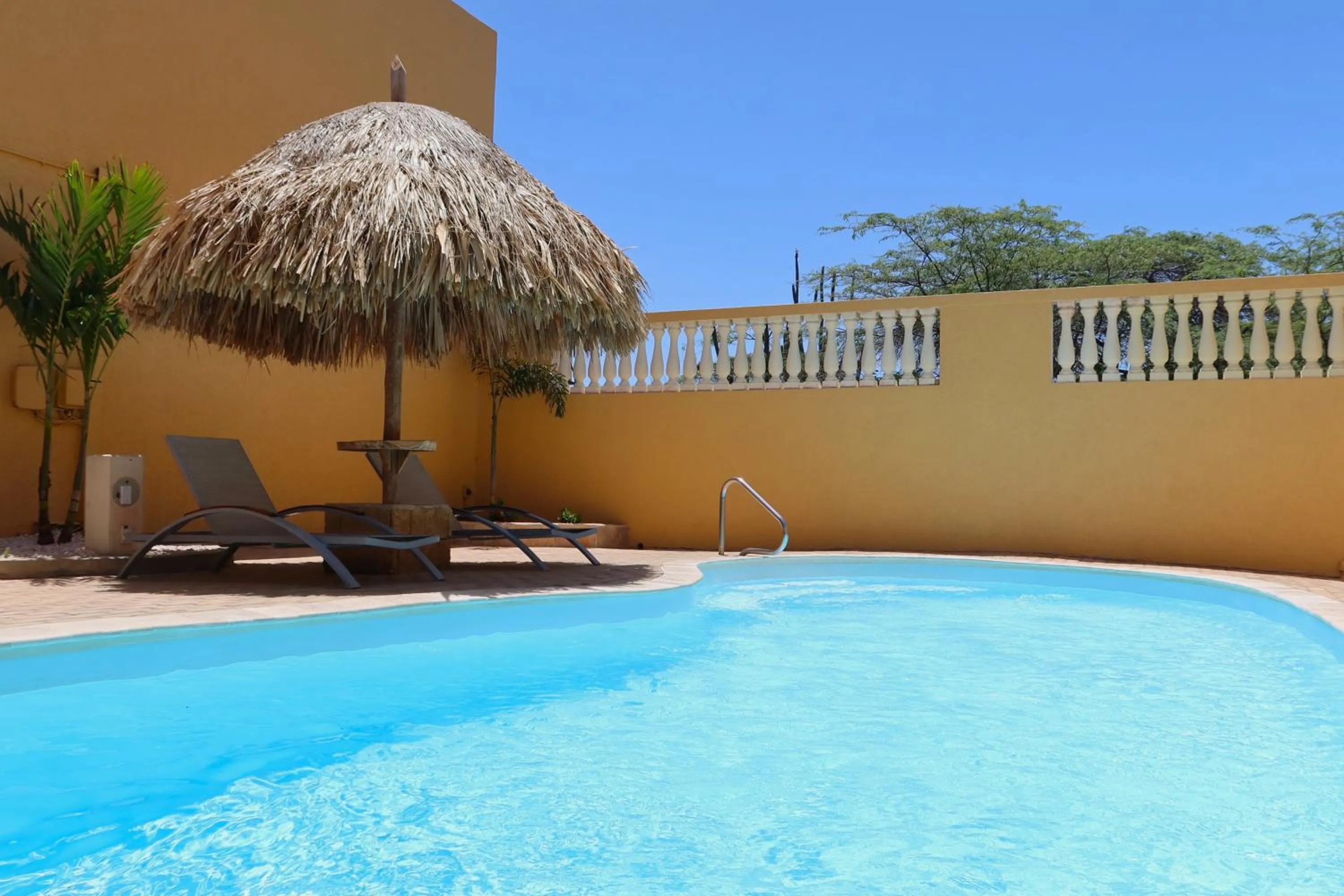 Montana Eco Resort Aruba