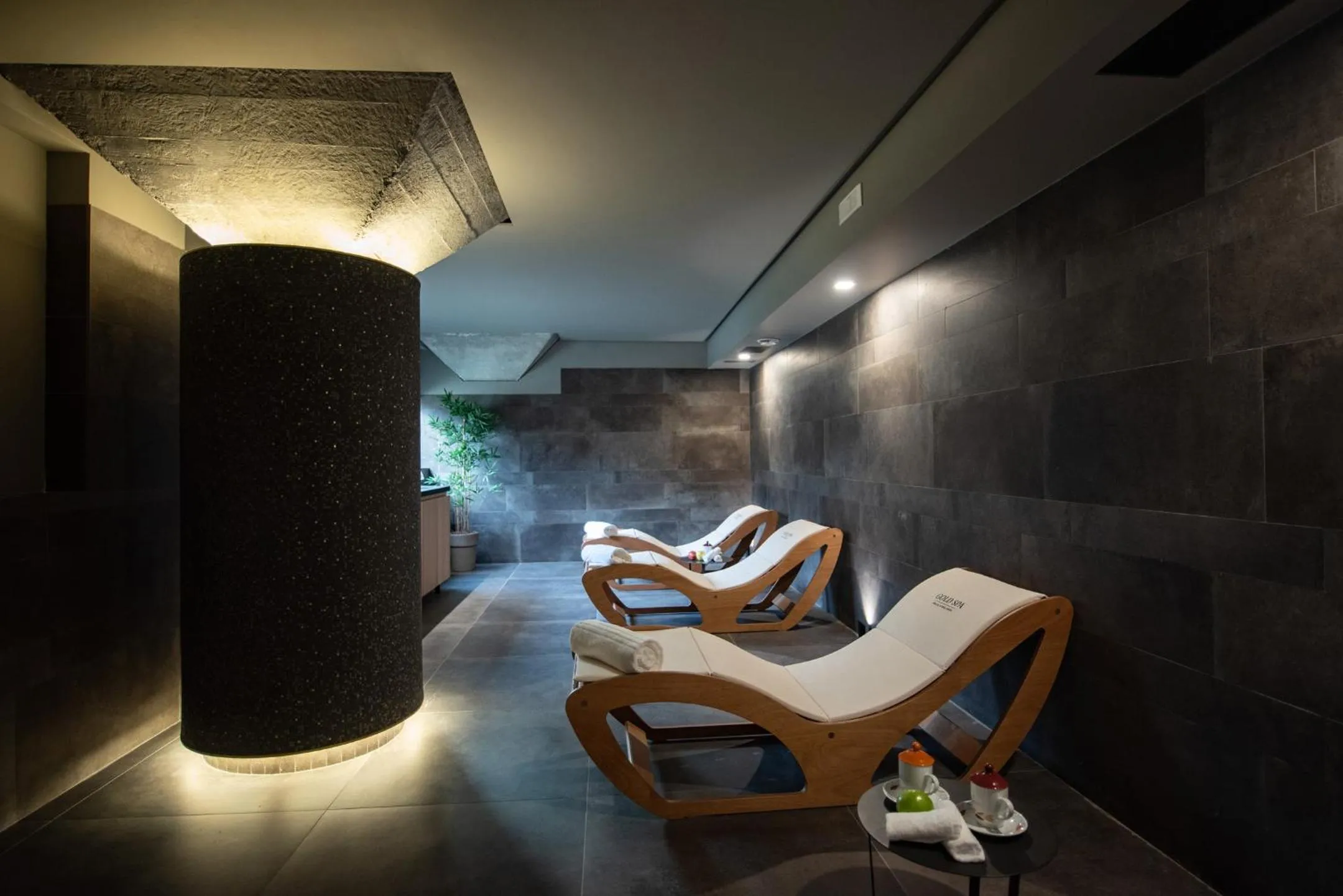 Spa and wellness centre/facilities in Gold Tower Lifestyle Hotel